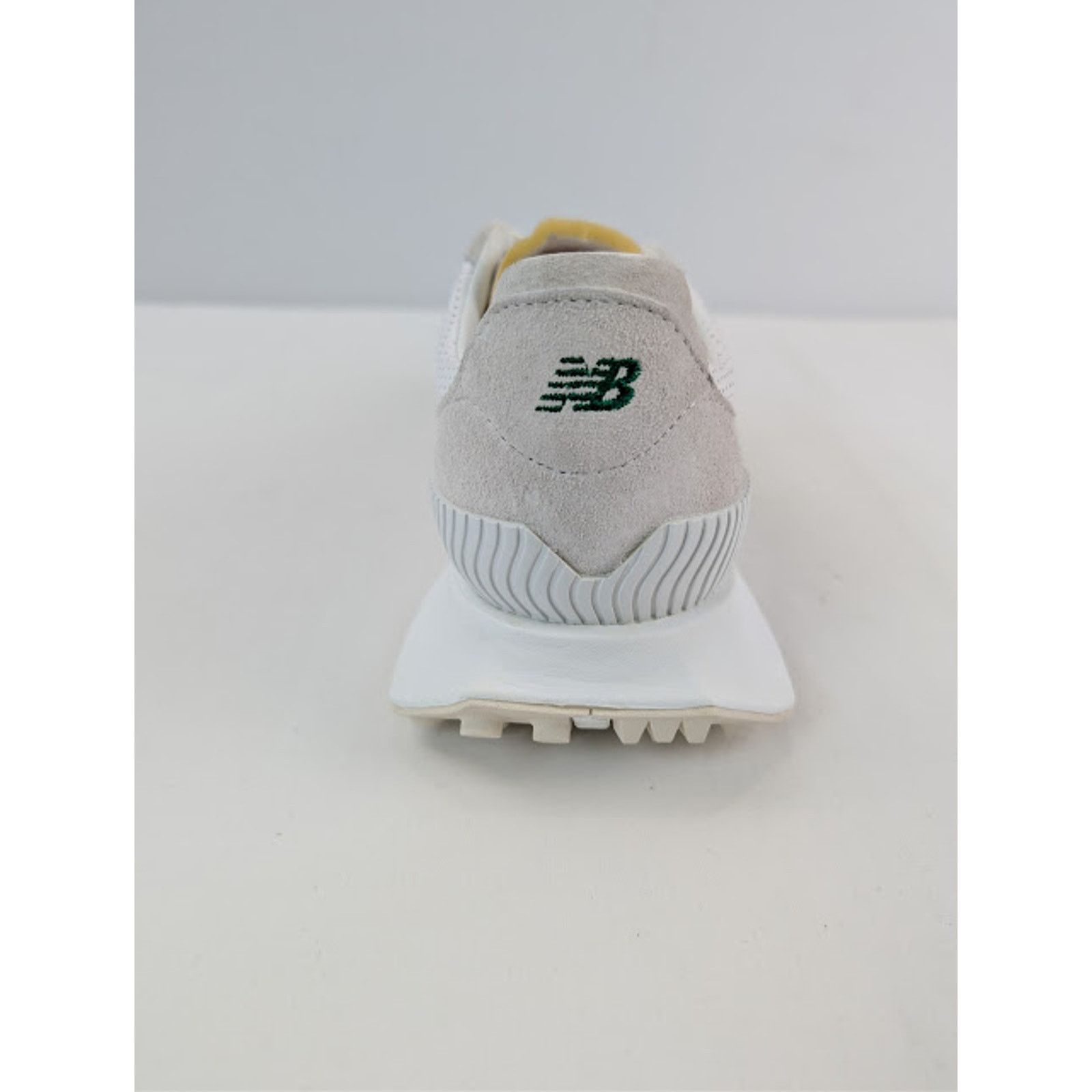 Casablanca × New Balance o1rshd1 Q:2 / XC-72 Sneakers Marshmallow / Brilliant White Size US 11 / EU 44 - 16 Thumbnail