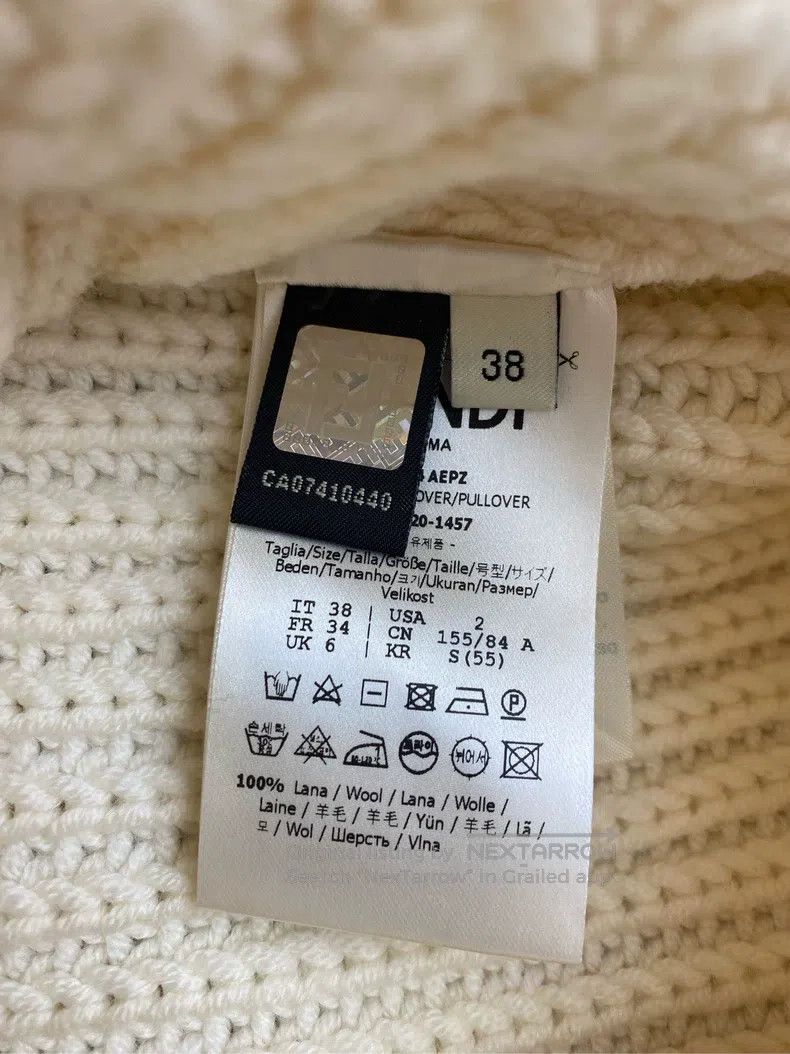 Fendi Fendi Classic logo pullover knit wool sweater Size XS / US 0-2 / IT 36-38 - 8 Thumbnail