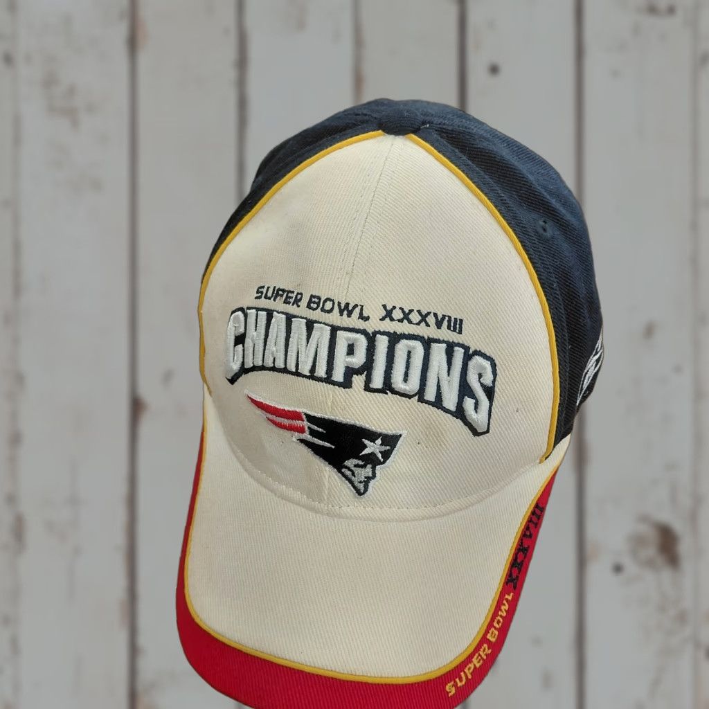 Reebok VINTAGE New England Patriots Reebok NFL Hat 2004 Super Bowl XXXVIII 38 Champions Baseball Cap Sports NFL Hat Size ONE SIZE - 1 Thumbnail