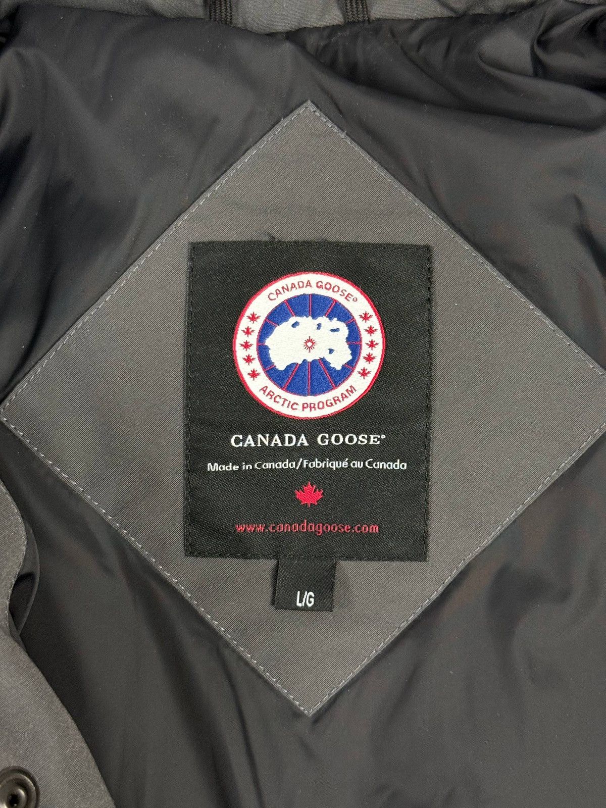 Canada Goose Canada Goose MacMillan Parka Graphite Size L Size US L / EU 52-54 / 3 - 18 Thumbnail