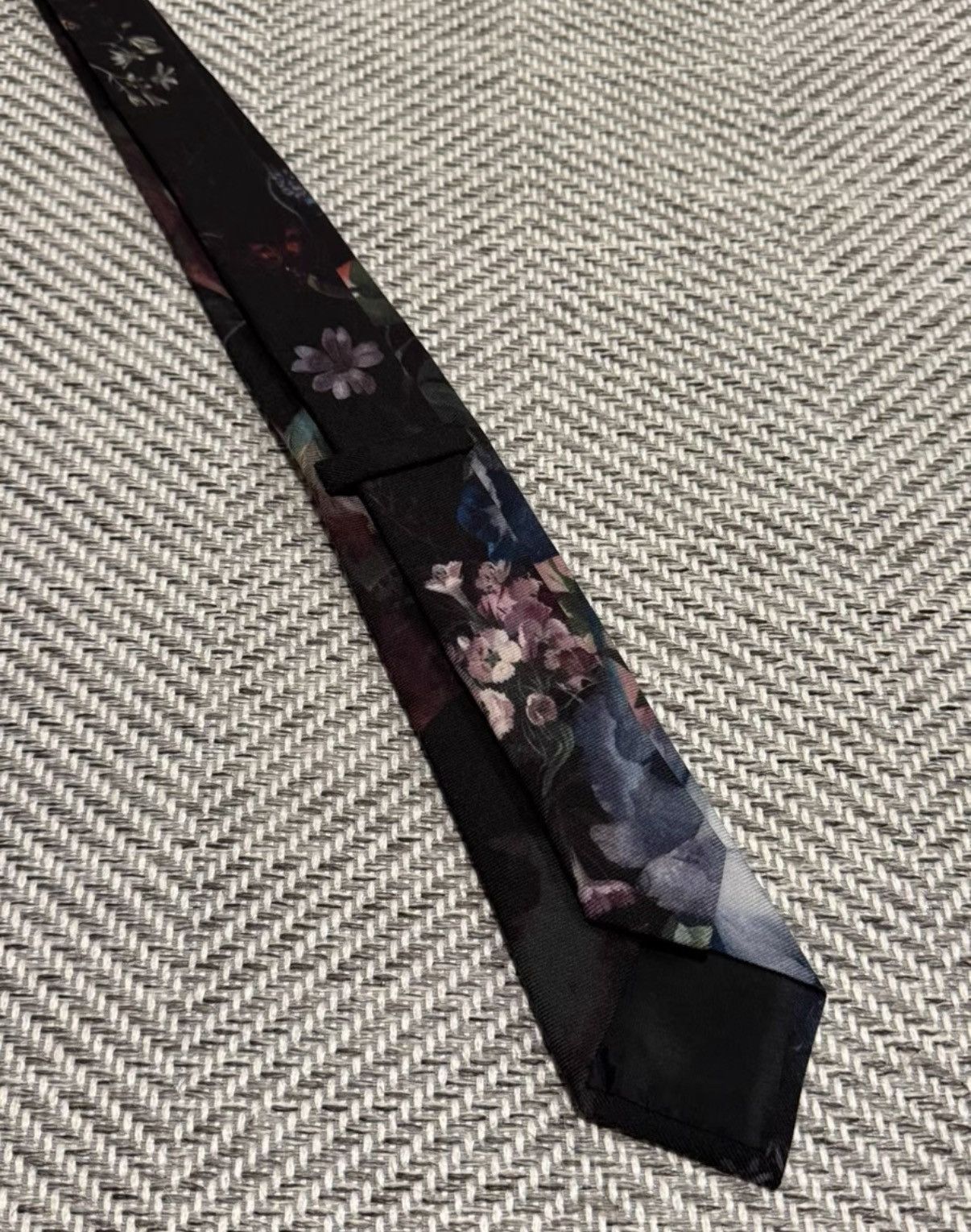 Lad Musician Black Floral Print Necktie Size ONE SIZE - 4 Thumbnail