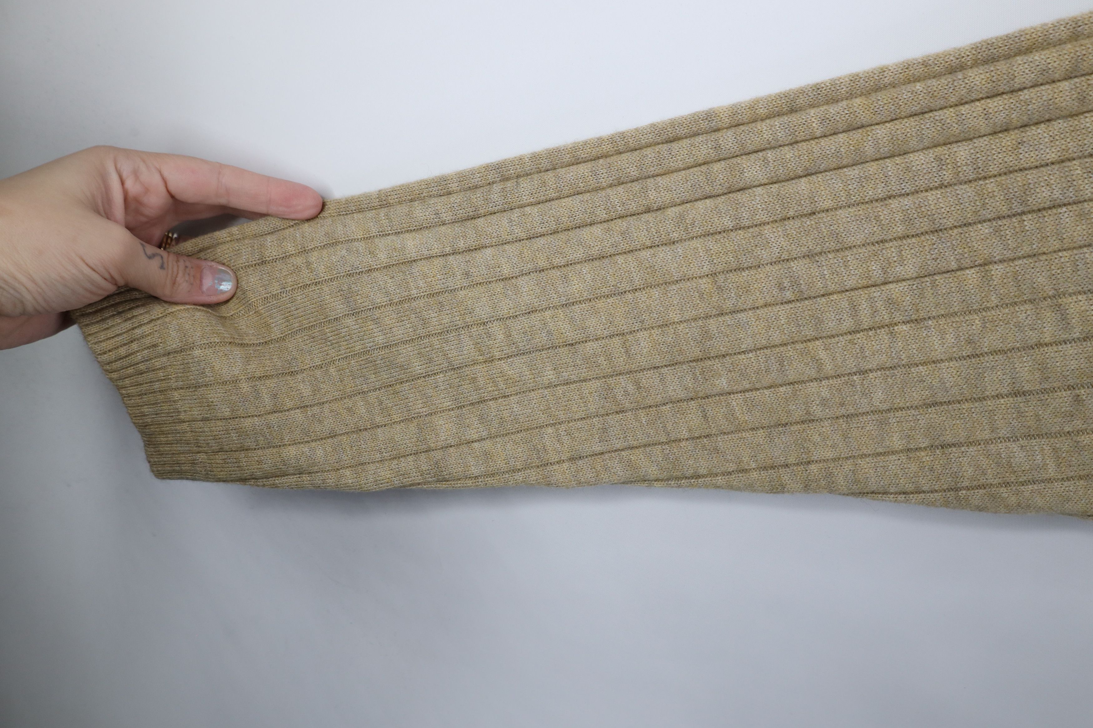 Vintage Vintage 90s Streetwear Wool Blend Ribbed Knit Sweater Beige Size US XL / EU 56 / 4 - 5 Thumbnail