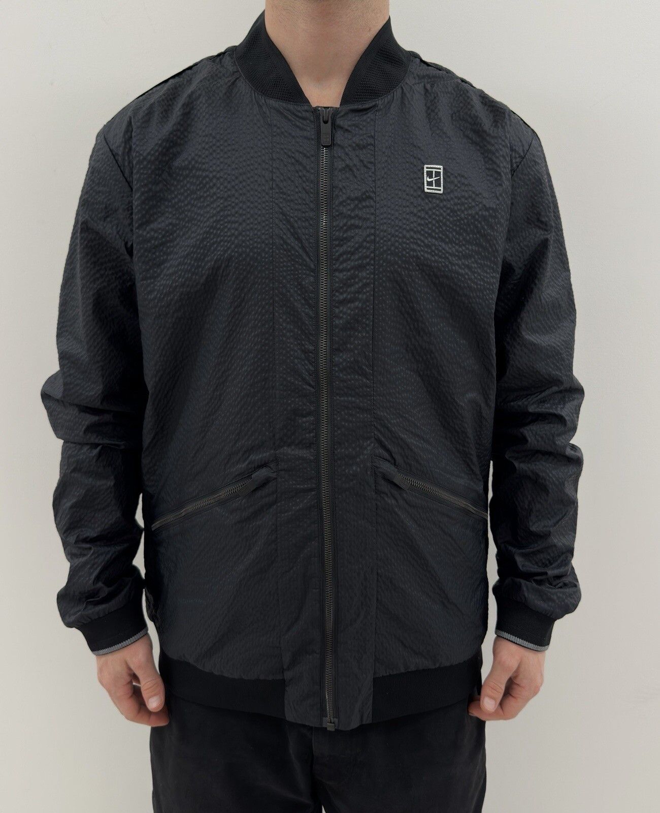 Nike NIKE COURT MENS JACKET BOMBER size L NWT Size US L / EU 52-54 / 3 - 1 Thumbnail