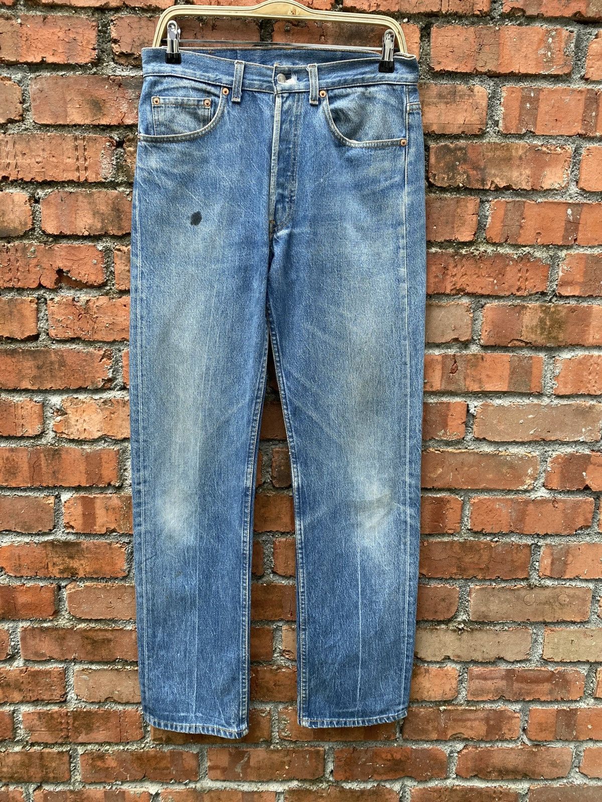 W32x32 vintage levi's 90s 501xx made in USA
