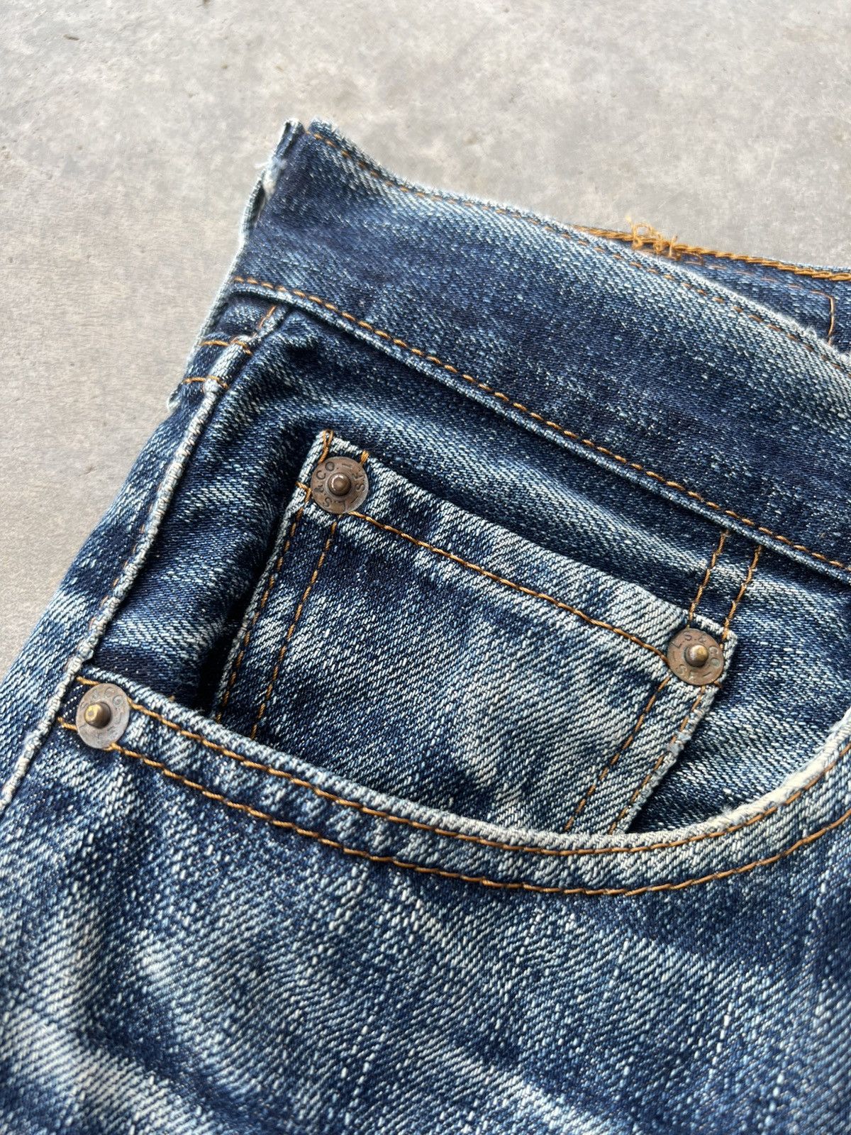 Levi's Vintage 90’s Levis 502 Distressed Mud Wash Jean Size US 30 / EU 46 - 11 Thumbnail