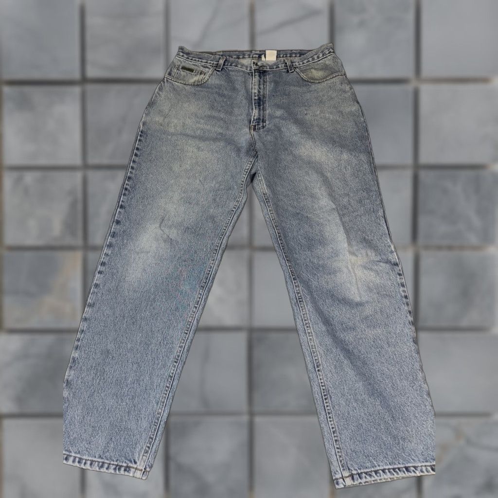 Calvin Klein VINTAGE Calvin Klein Jeans Men 36 Inseam 29 Denim Blue Light Wash USA Straight Size US 36 / EU 52 - 1 Thumbnail