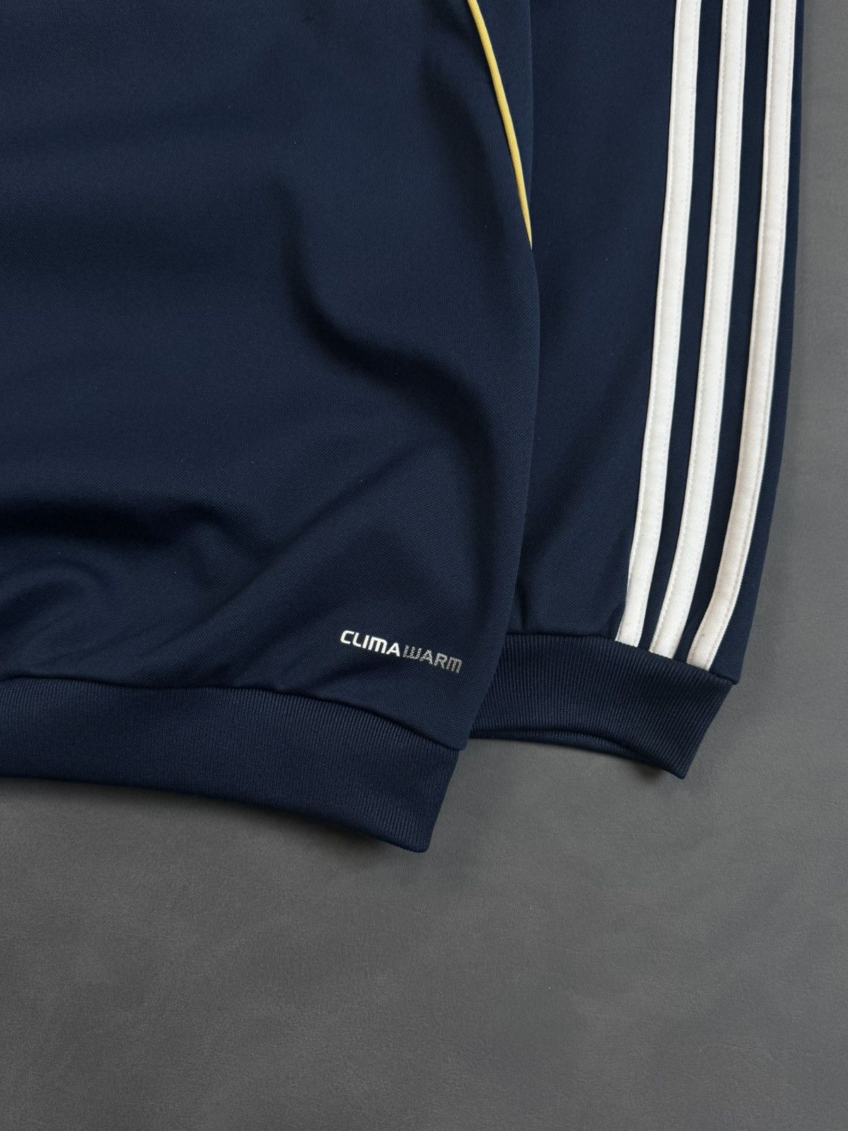 Adidas Adidas Chelsea 2010/11 Soccer Sweatshirt Size US M / EU 48-50 / 2 - 8 Thumbnail