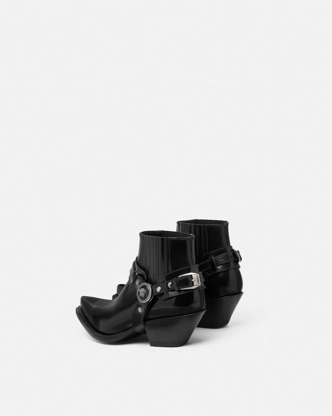 Versace Versace Texano Ankle Boots Size US 5 / IT 35 - 2 Thumbnail