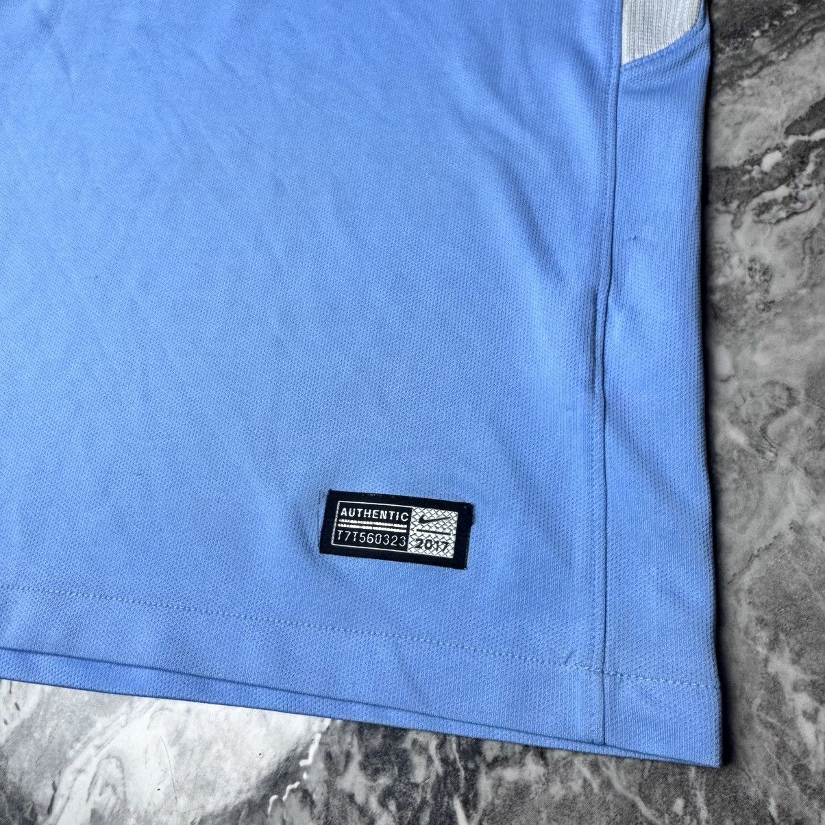 Nike Kun Aguero Manchester City vintage jersey Size US XL / EU 56 / 4 - 6 Thumbnail