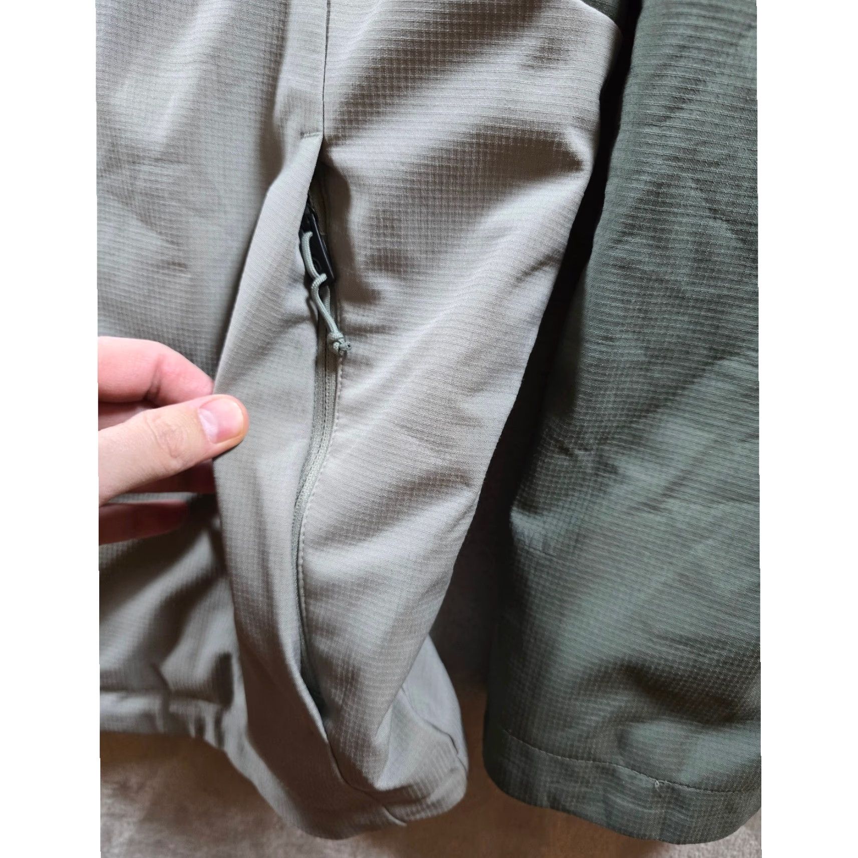 The North Face VINTAGE The North Face Apex Elevation Jacket Mens S Hood Insulated Primaloft NF0A2TB9 Size US S / EU 44-46 / 1 - 2 Thumbnail