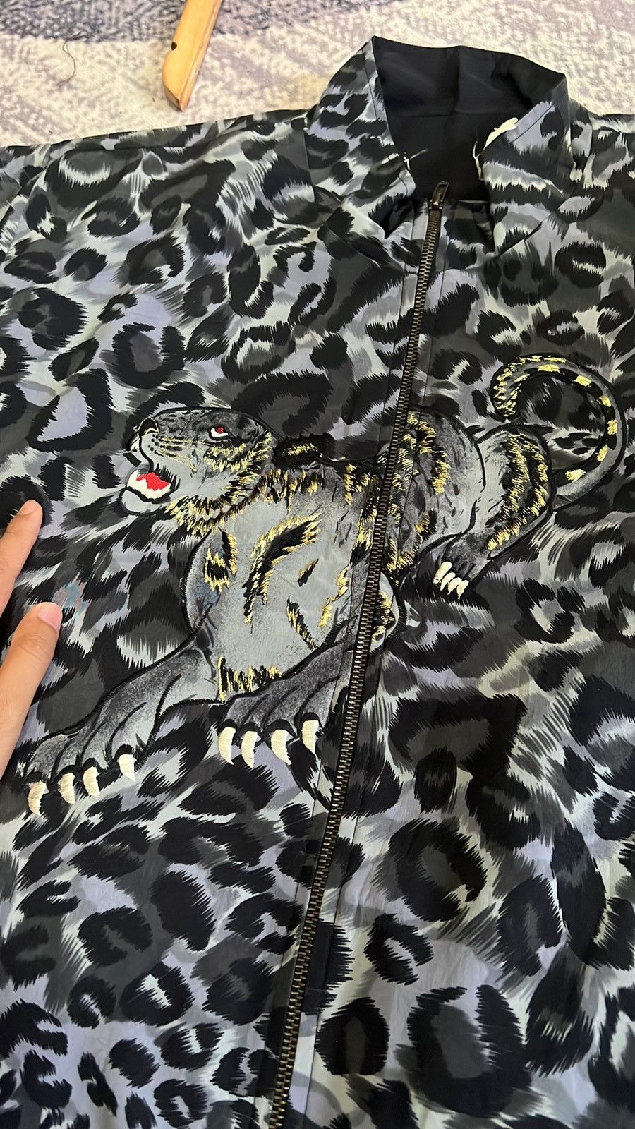 Japanese Brand Japanese Brand Leopard Embroidery Light Jacket Size L / US 10 / IT 46 - 10 Thumbnail