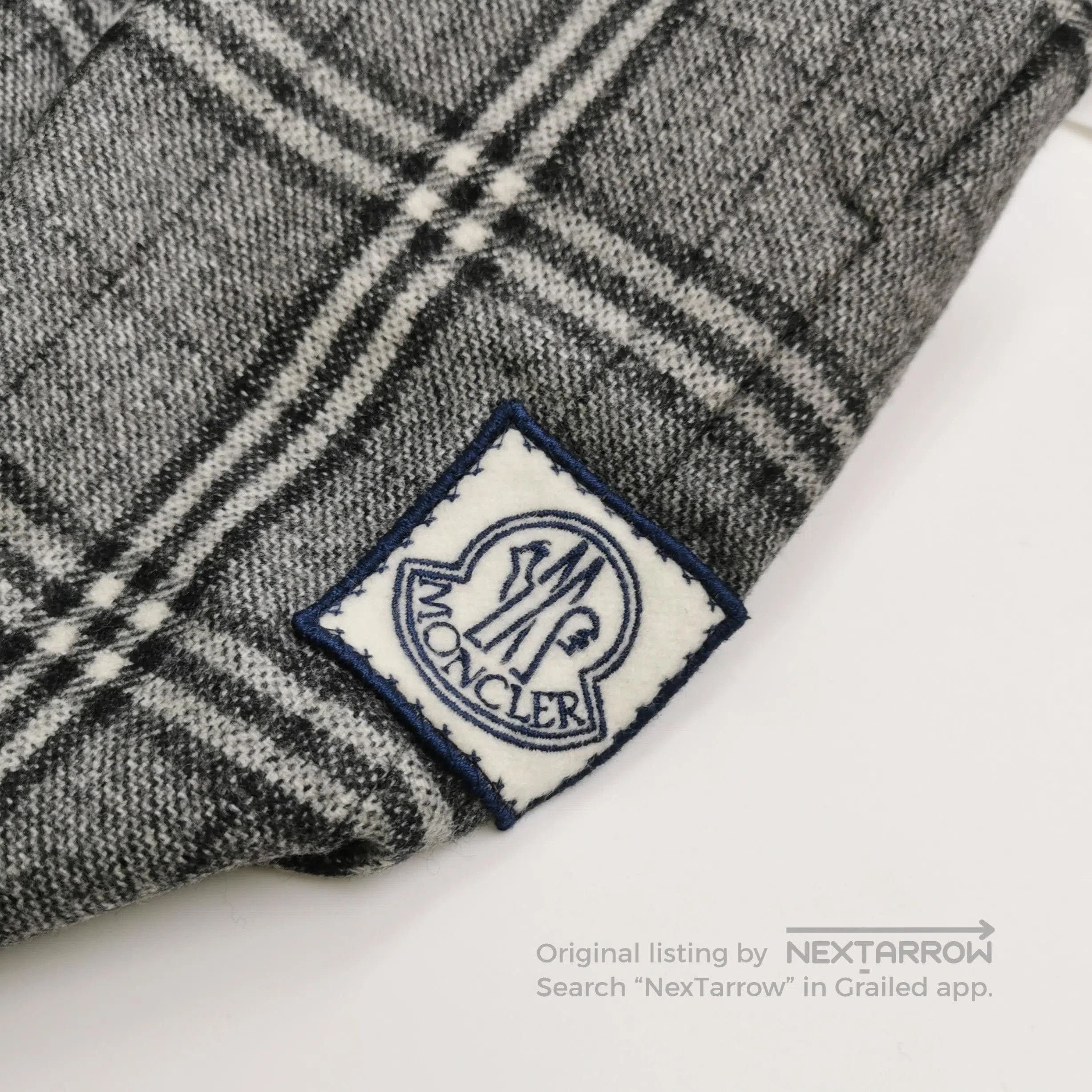 Moncler Moncler Gray Plaid Straight. Size US 26 / EU 42 - 1 Thumbnail