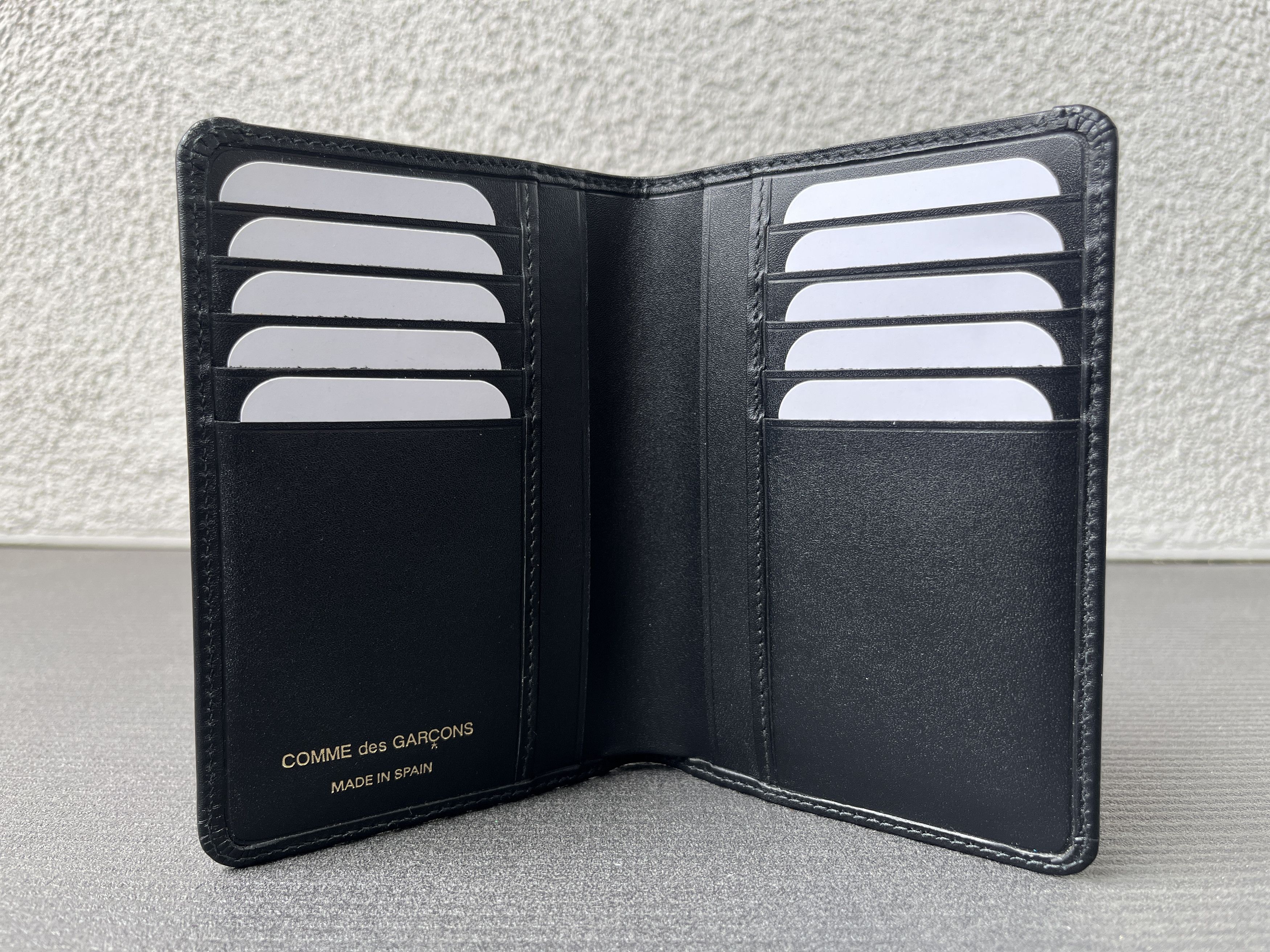 Comme des Garcons Comme des Garcons Classic Passport Holder Size ONE SIZE - 4 Thumbnail