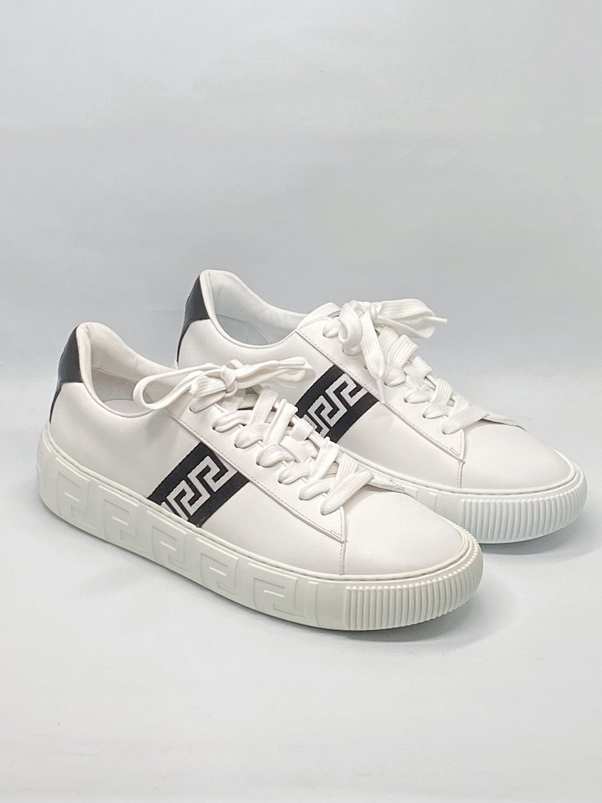 Versace Versace La Greca Ribbon-Trim Leather Sneakers size 40 Size US 10 / IT 40 - 2 Thumbnail