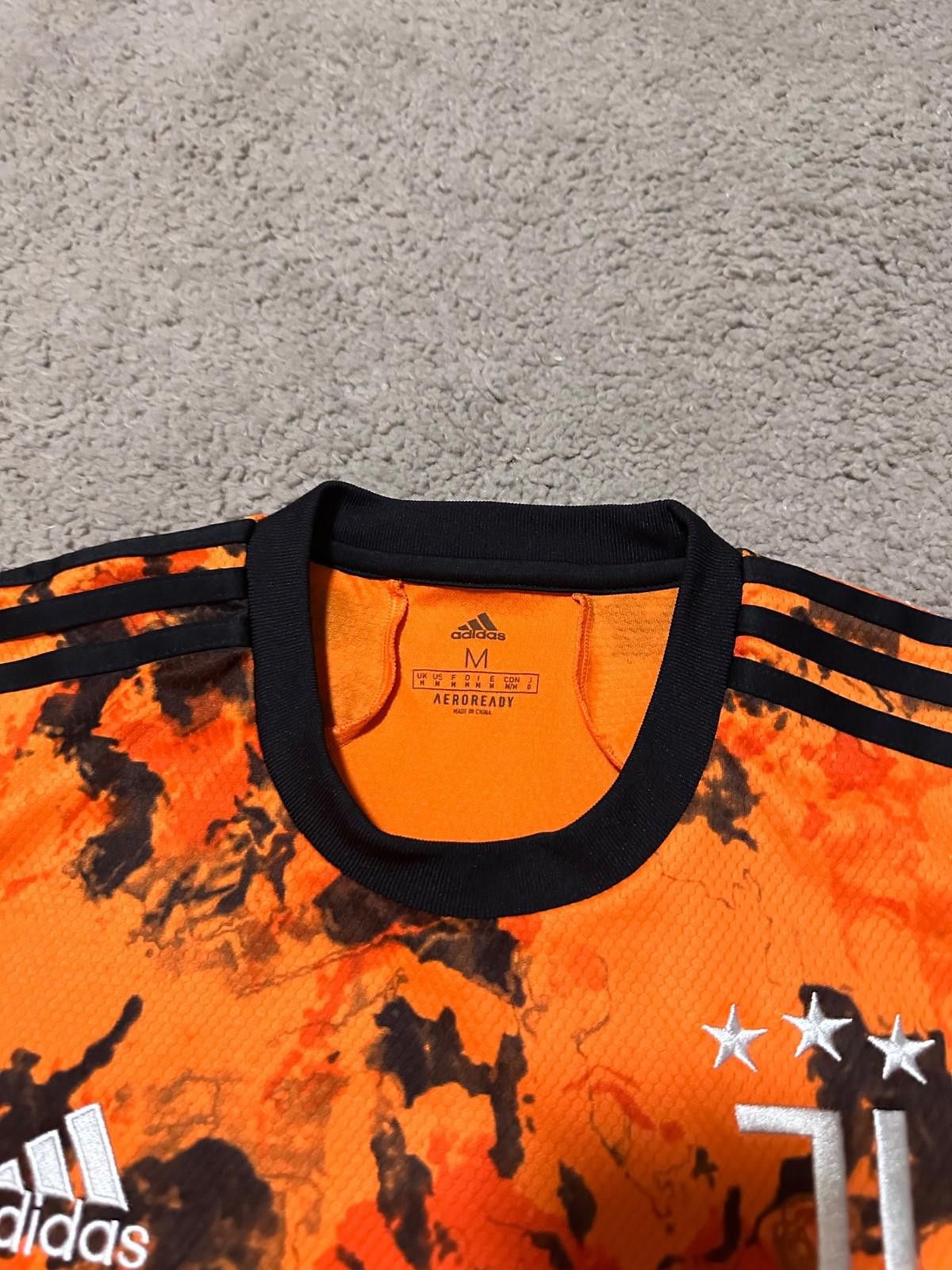 Adidas JUVENTUS 2020 2021 THIRD FOOTBAL SHIRT SOCCER JERSEY ADIDAS Size US M / EU 48-50 / 2 - 4 Thumbnail