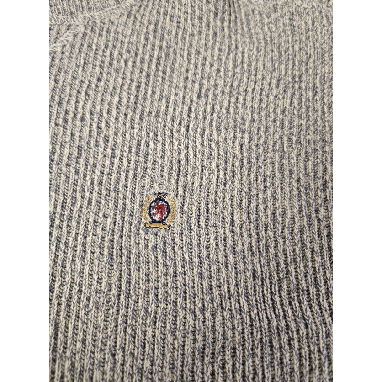 Tommy Hilfiger VINTAGE Tommy Hilfiger Sweater Mens Medium Gray V Neck Ribbed Marled Knit Crest Logo Size US M / EU 48-50 / 2 - 4 Thumbnail
