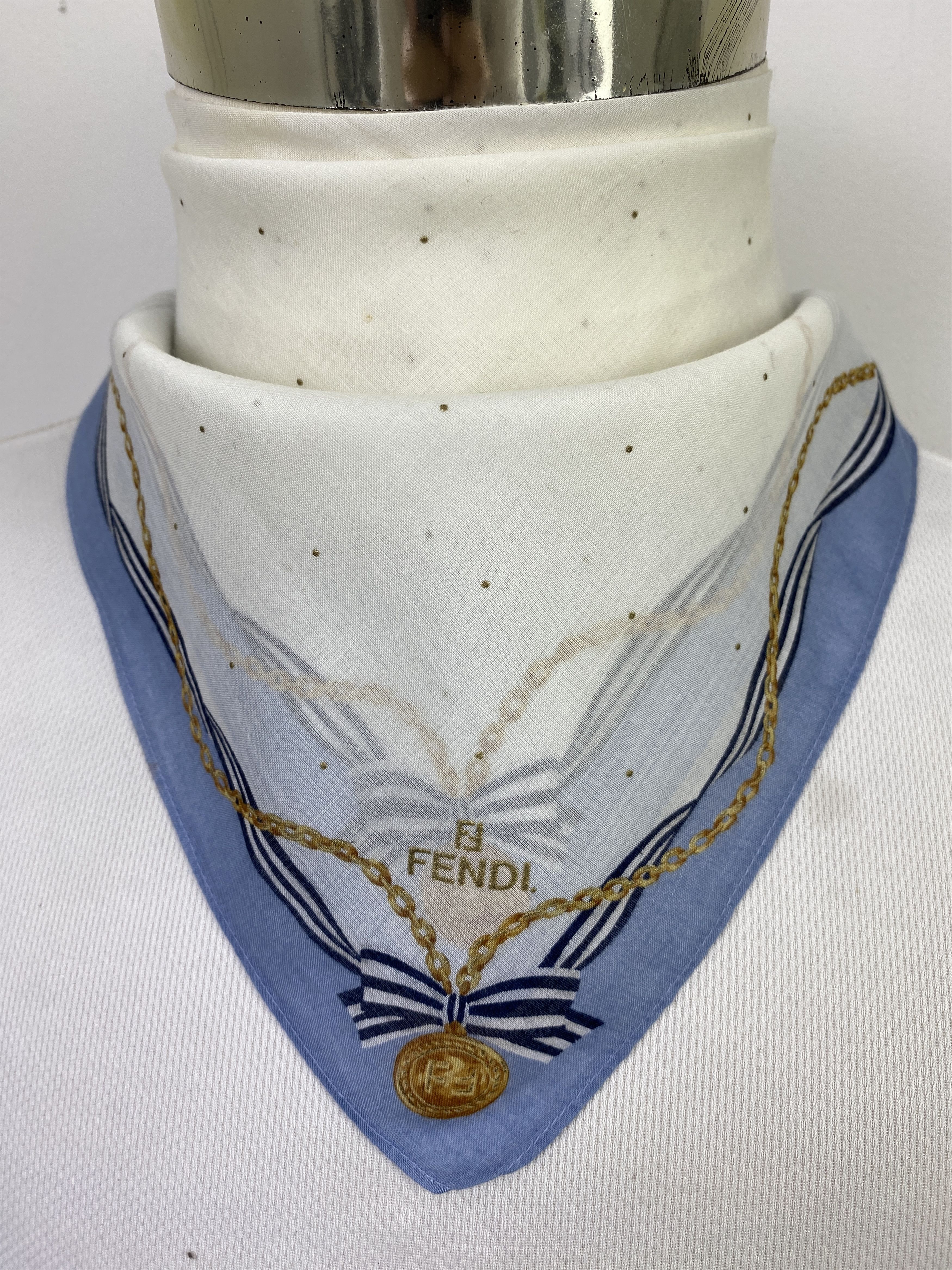 Fendi Vintage Fendi Handkerchief / Neckerchief KT0185 Size ONE SIZE - 1 Thumbnail