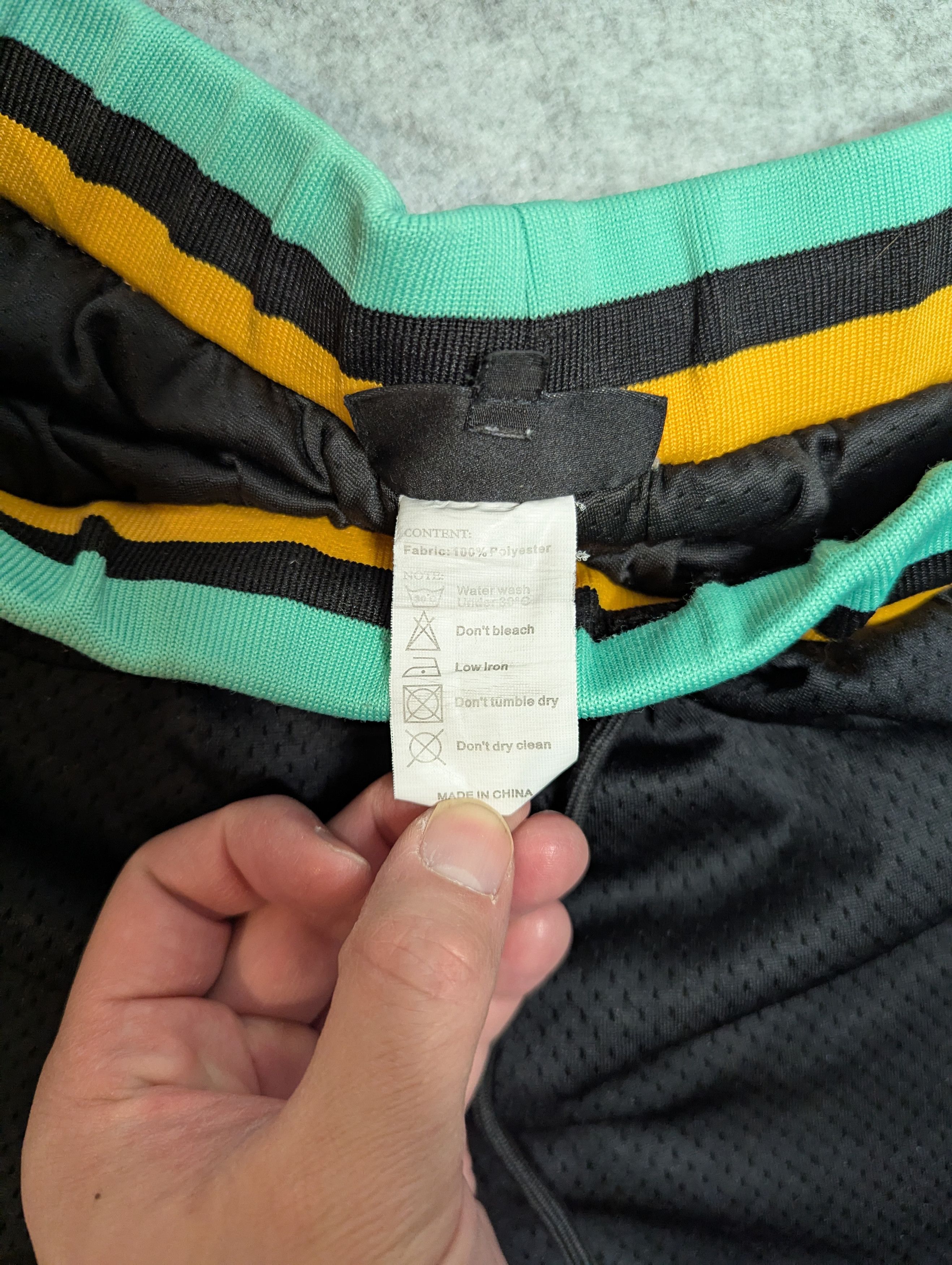 Vintage Kinetic Kings Active Shorts- Black / Green / Yellow- Size L Size US 33 - 4 Thumbnail