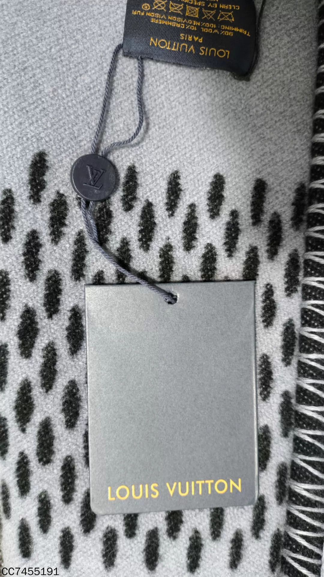 Louis Vuitton LV Blue Gray Checkerboard Mink Pocket Logo Scarf Size ONE SIZE - 4 Thumbnail