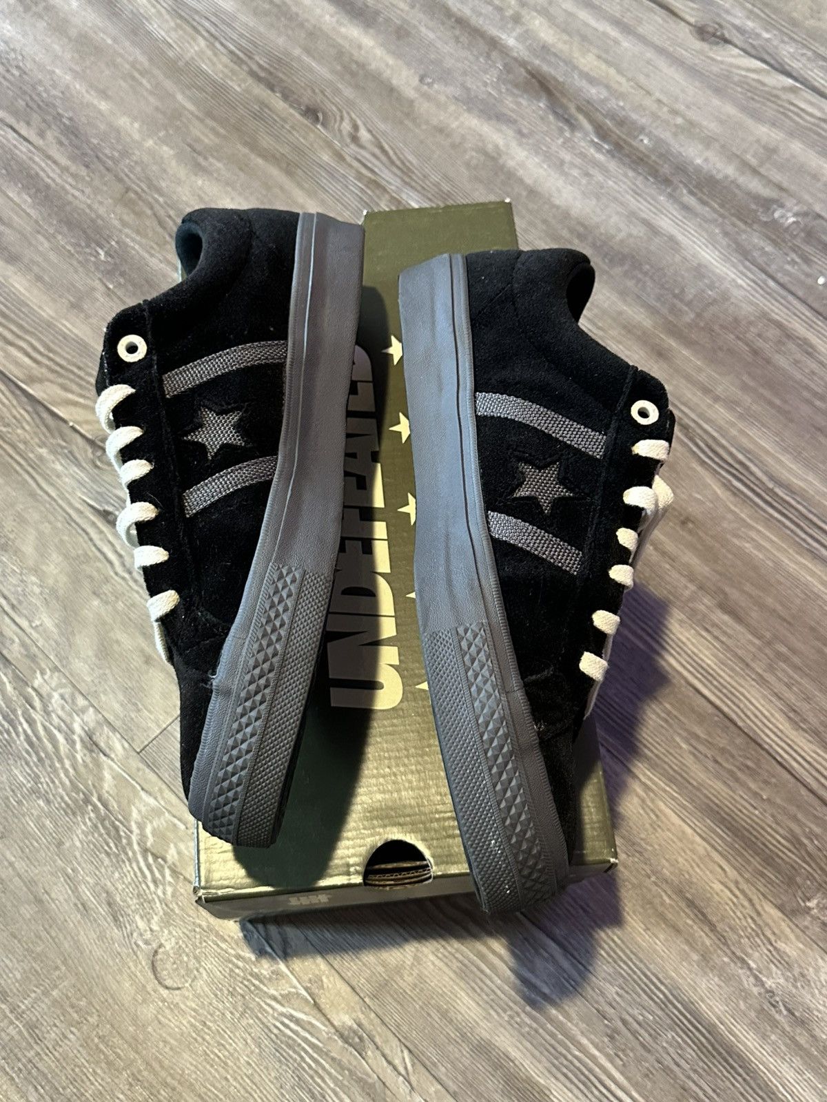 Converse × Undefeated Undefeated X converse one star Size US 8.5 / EU 41-42 - 3 Thumbnail