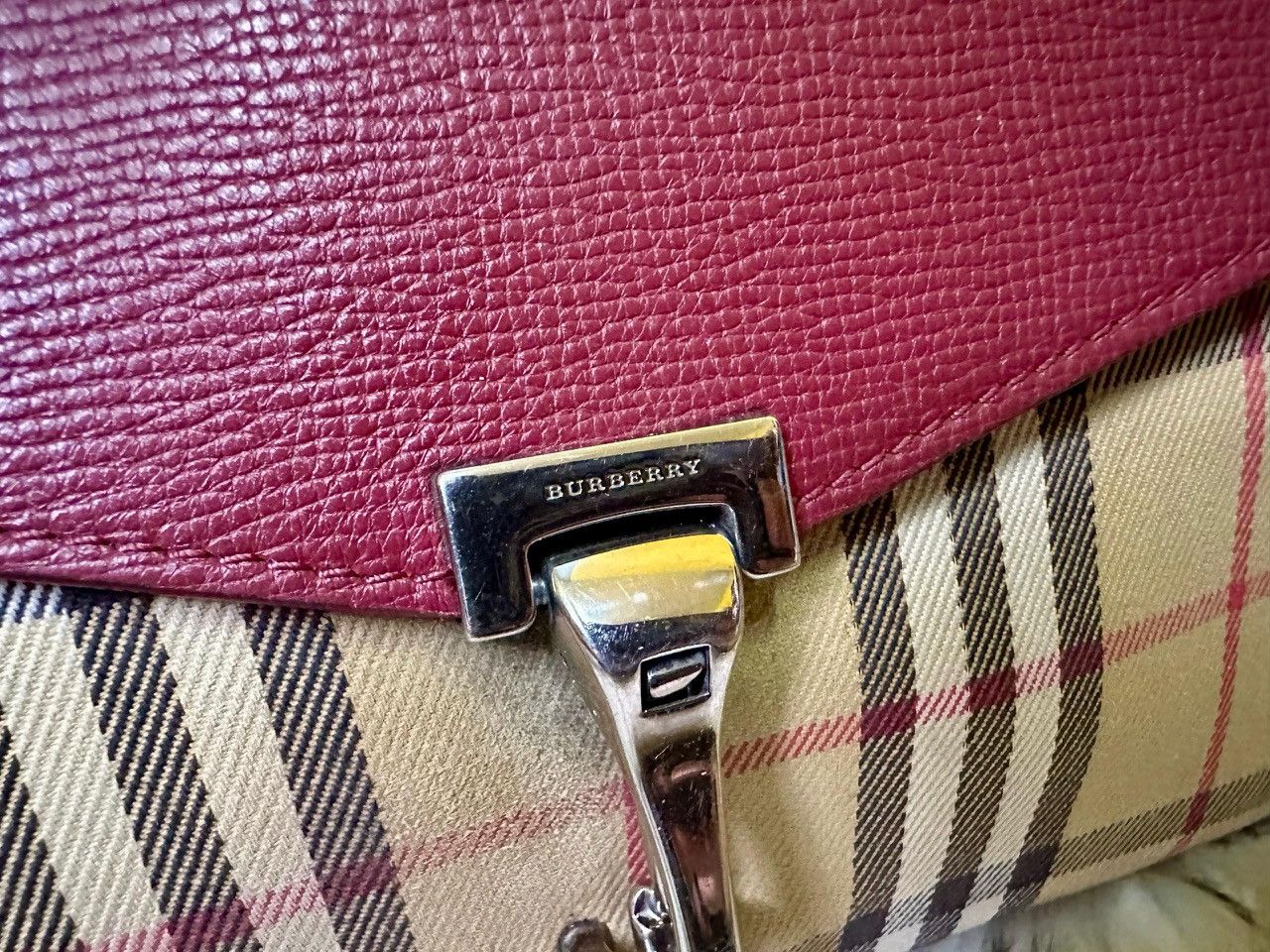 Burberry Authentic Burberry Macken Vintage Check Crossbody Bag Size ONE SIZE - 13 Thumbnail