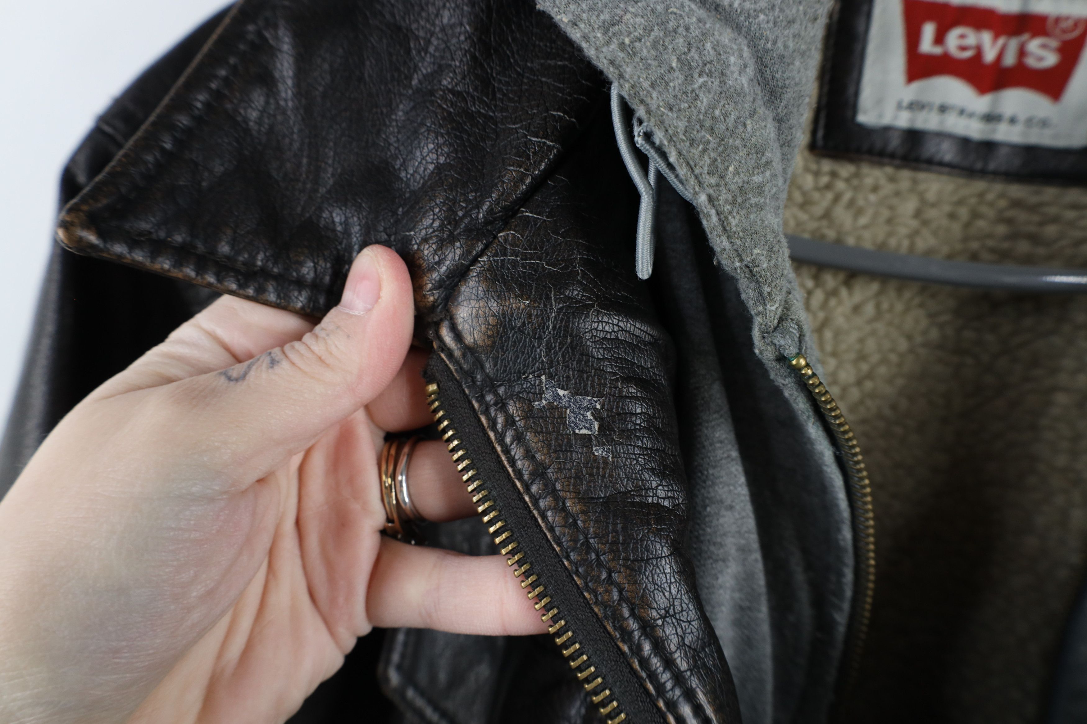 Levi's × Vintage Vintage Y2K Levis Pile Fleece Lined Hooded Trucker Jacket Size US L / EU 52-54 / 3 - 7 Thumbnail