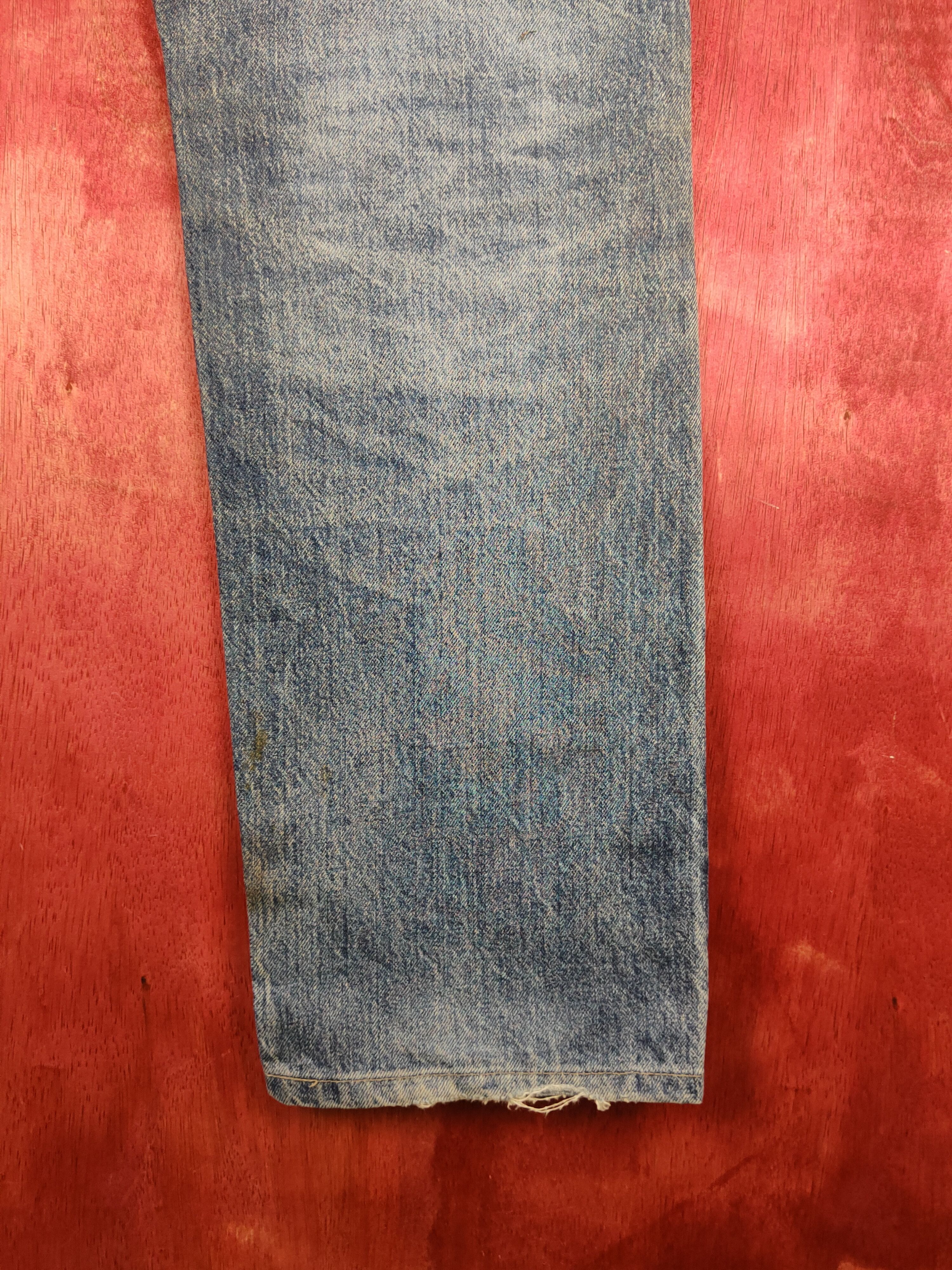 Japanese Brand Uniqlo Blue Faded Distressed Ripped Jeans #S1625 Size US 31 - 13 Thumbnail