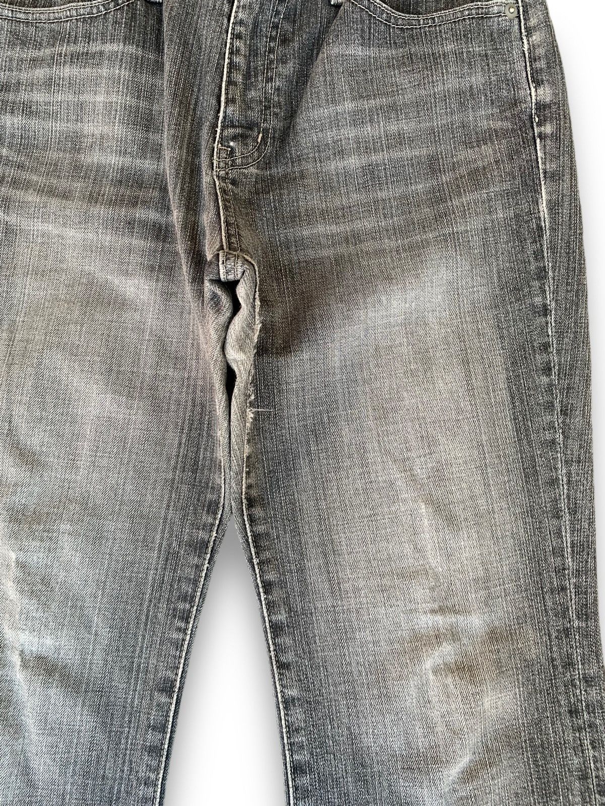 Undercover × Uniqlo Vintage Y2K Uniqlo Faded Washed Flare Jeans Size US 29 - 8 Thumbnail