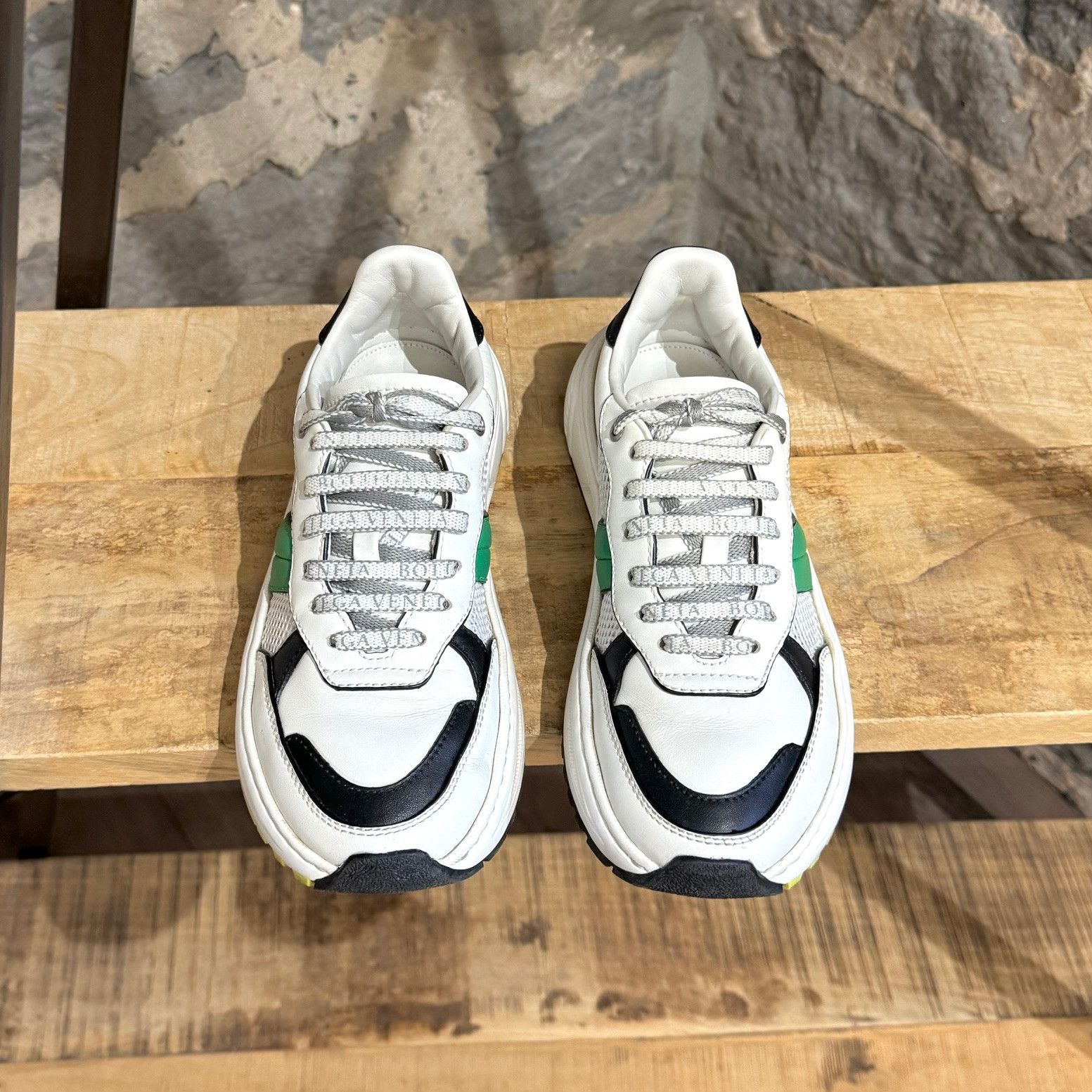 Bottega Veneta Bottega Veneta White Mesh Green Accent Logo Laces Sneakers Size US 7 / IT 37 - 2 Thumbnail
