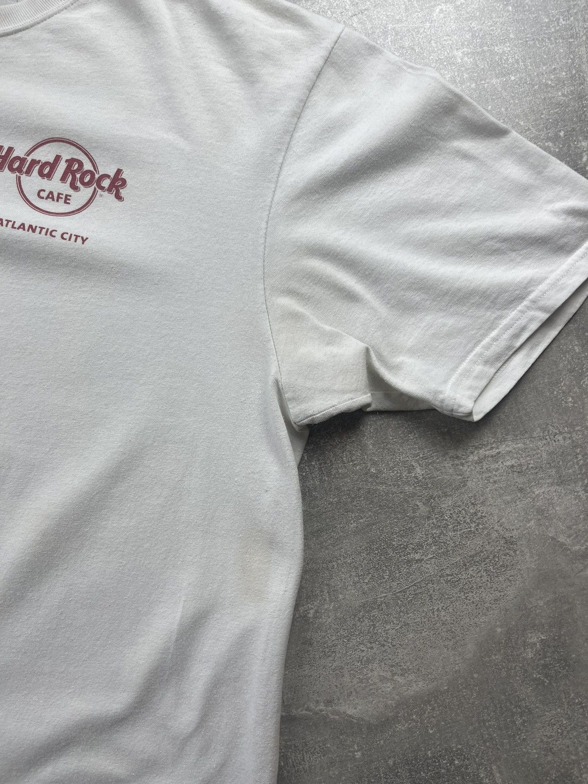 Band Tees × Hard Rock Cafe × Vintage Hard Rock Cafe Atlantic City Graphic Tee Guitar Print Tee Size US L / EU 52-54 / 3 - 6 Thumbnail