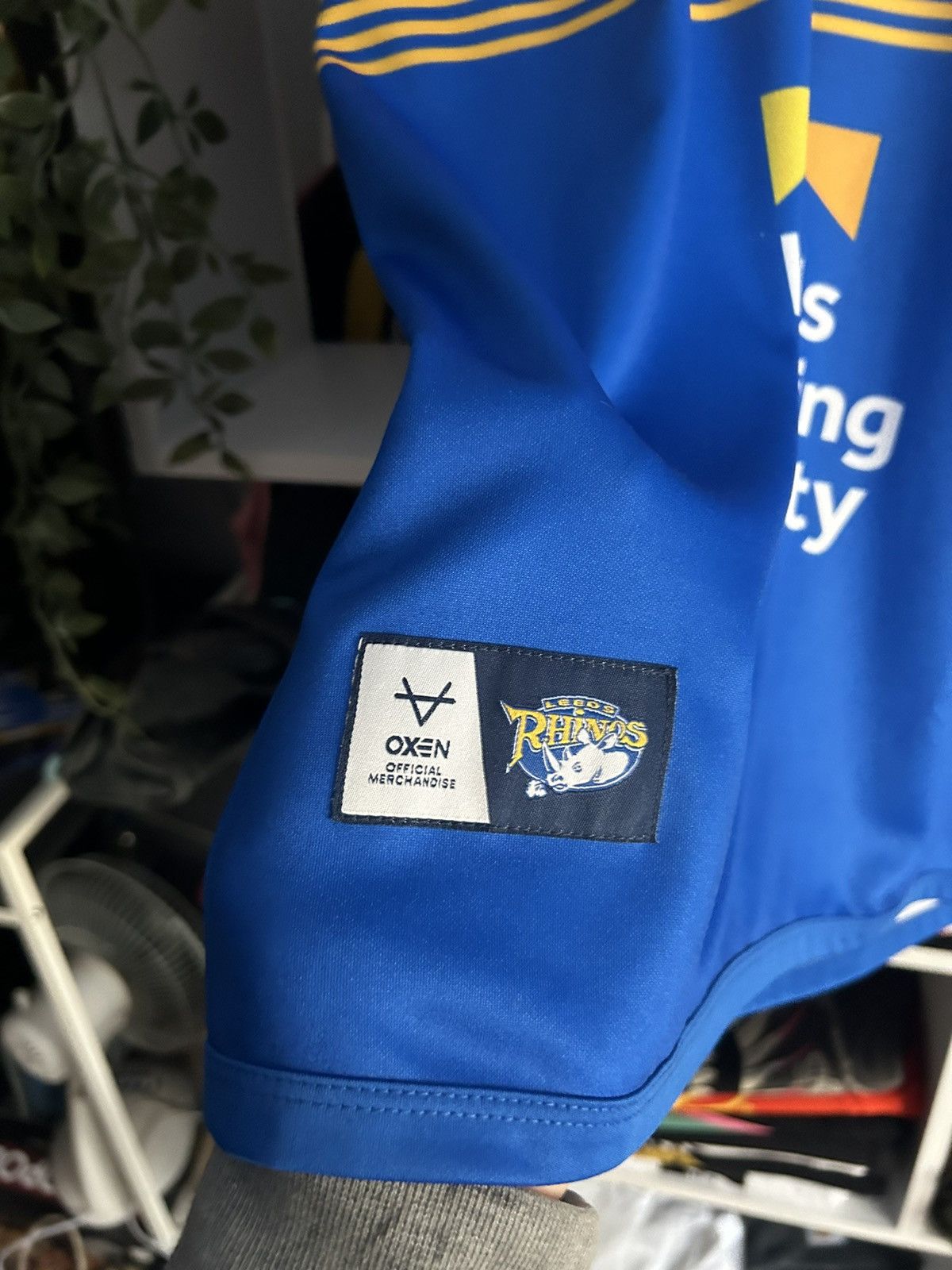 Vintage LEEDS RHINOS 2021 rugby jersey shirt Size US M / EU 48-50 / 2 - 4 Thumbnail