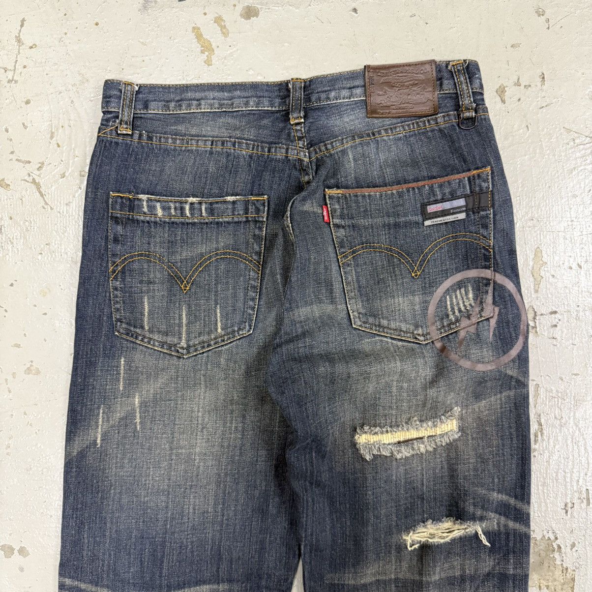 Levi's Vintage Levis Fenom Fragment Design Distressed Denim Size US 32 / EU 48 - 3 Thumbnail