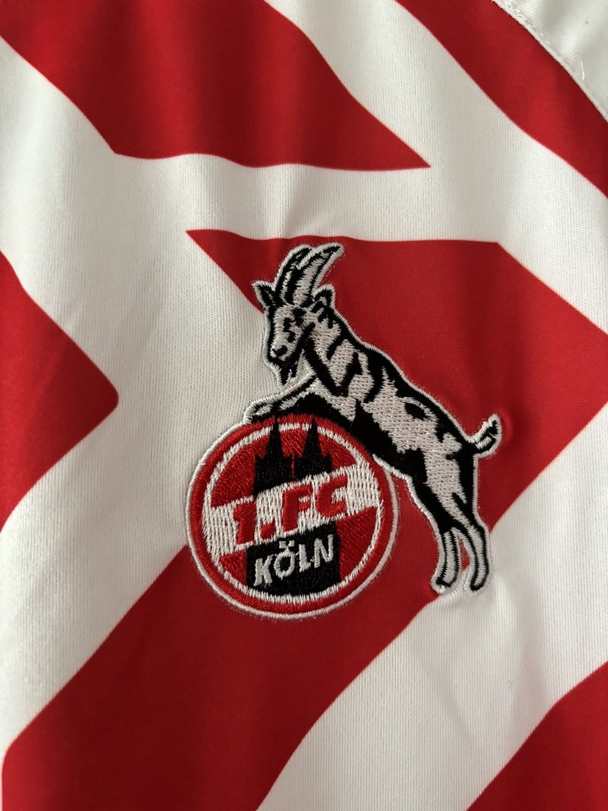 Hummel Hummel FC Köln 22/23 Jersey Soccerjersey Footballjersey Size US XL / EU 56 / 4 - 2 Thumbnail