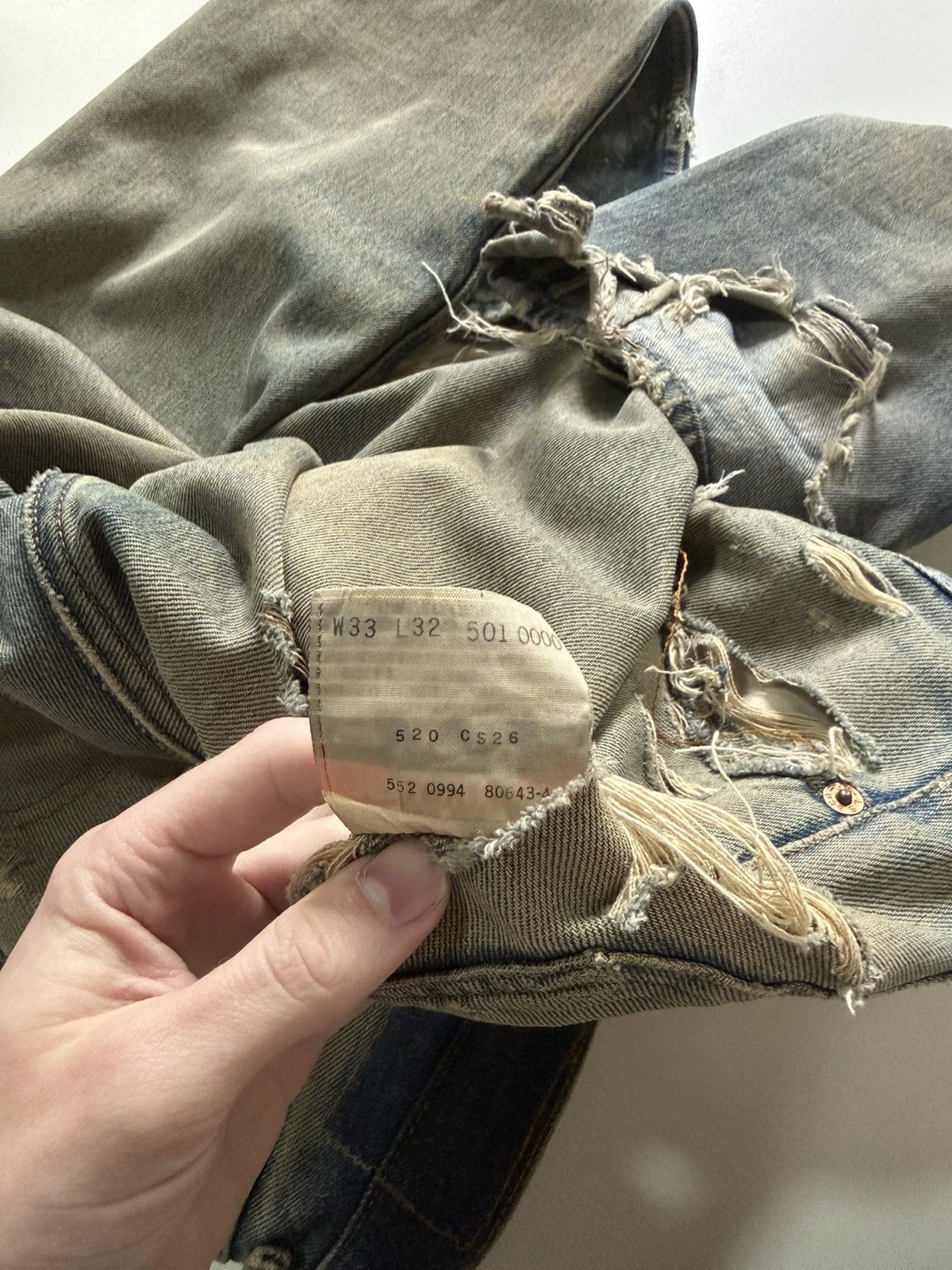 Vintage Thrashed Levi’s 501 Denim Size US 32 / EU 48 - 6 Thumbnail