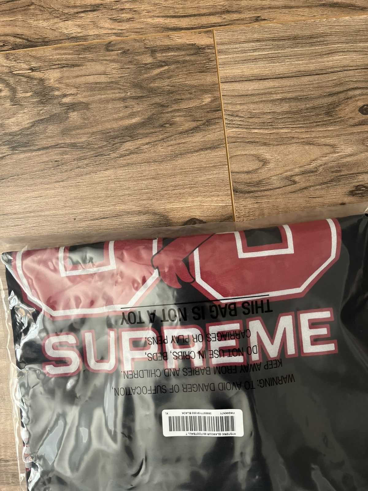 Hysteric Glamour × Supreme Supreme Hysteric Glamour 69 Football Top Size US XL / EU 56 / 4 - 8 Thumbnail