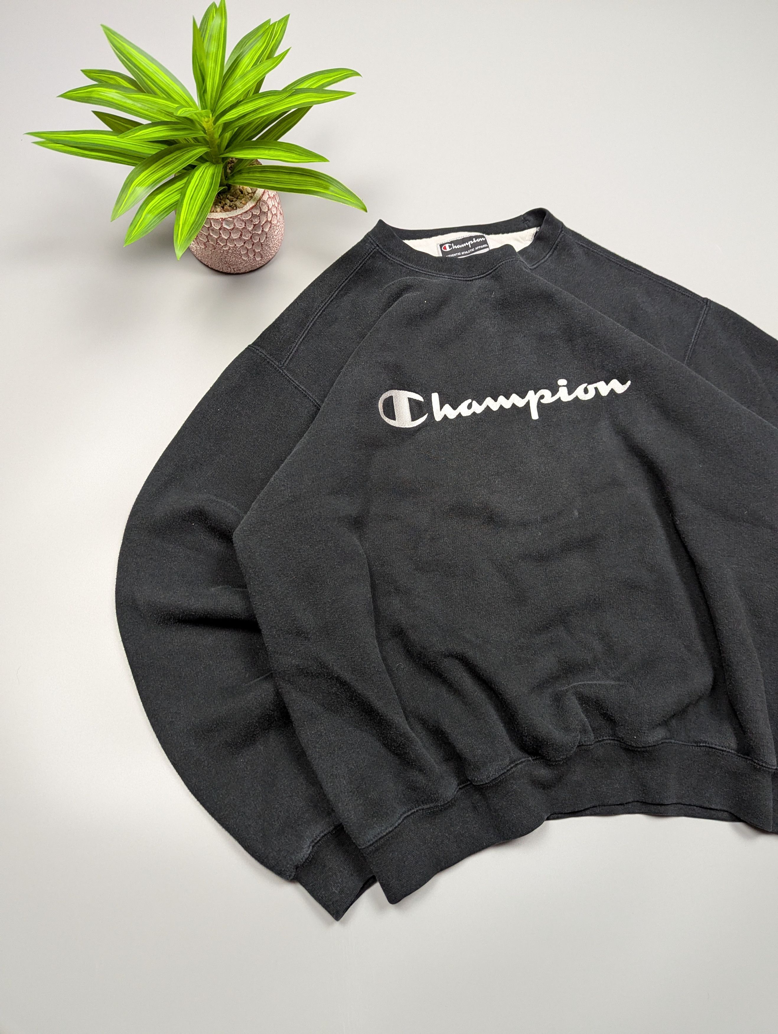 Champion CHAMPION Vintage 90s Men's Black Loose Fit Sweatshirt Size US L / EU 52-54 / 3 - 2 Thumbnail