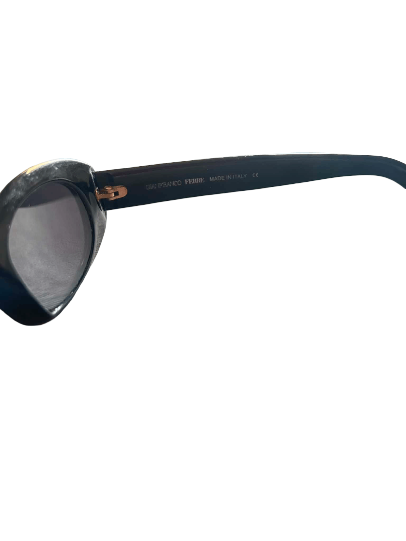 Gianfranco Ferre Gianfranco Ferre Vintage Sunglasses 240/S Τortoises Used Size ONE SIZE - 4 Thumbnail