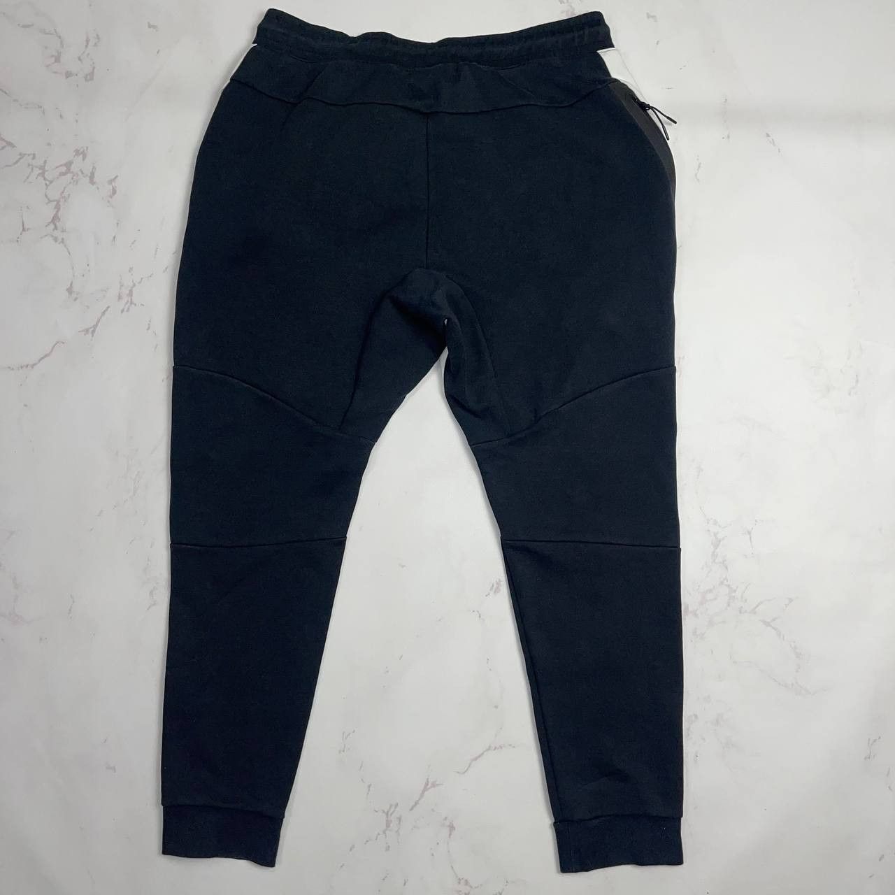 Nike Nike Tech Fleece Jogger - Black/White Size XL Size US 42 / EU 58 - 7 Thumbnail