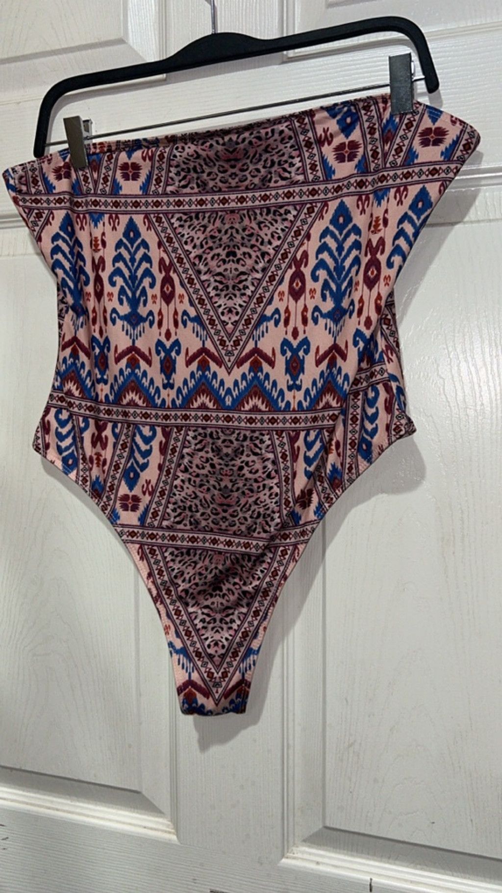 Shein Women's SHEIN One Piece bodysuit L Pink Blue Patterned Size L / US 10 / IT 46 - 2 Thumbnail