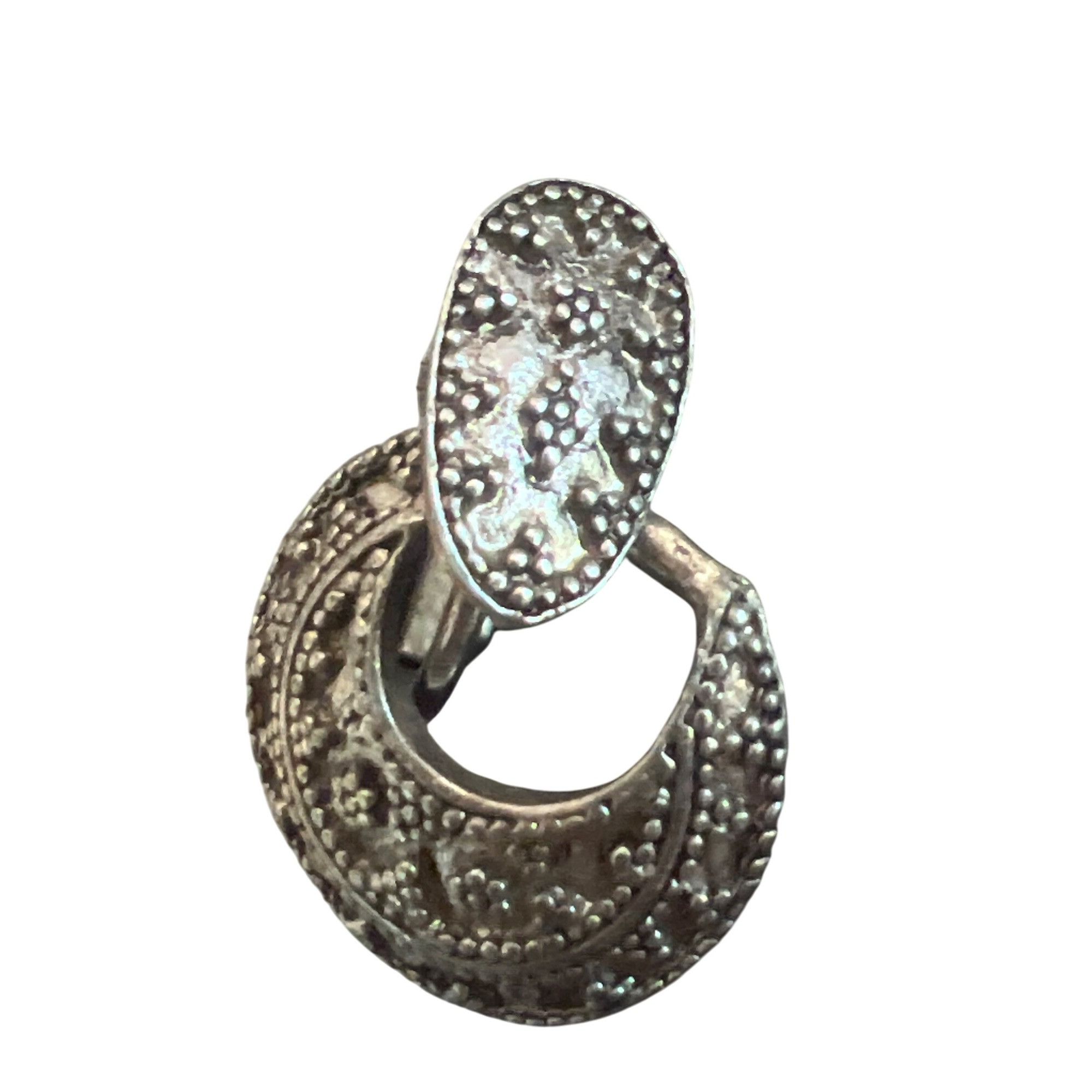 Other Vintage Silver Tone Clip On Doorknocker Earrings Textured Li Size ONE SIZE - 3 Thumbnail