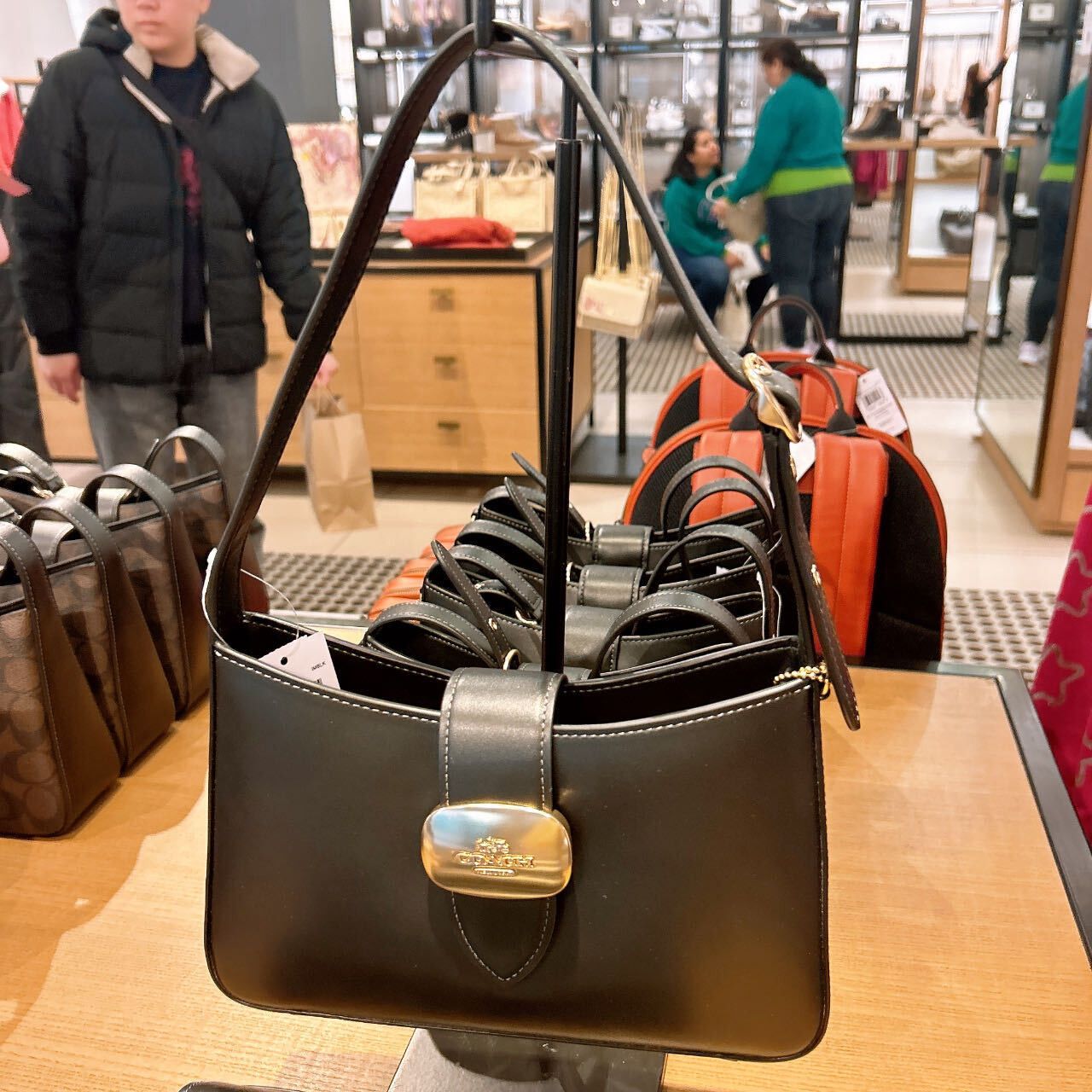 新作★Coach★Eliza Shoulder Bag CP004 CP005 Eliza Shoulder Bag Black Coach – SERENDIPITY SHOPPER