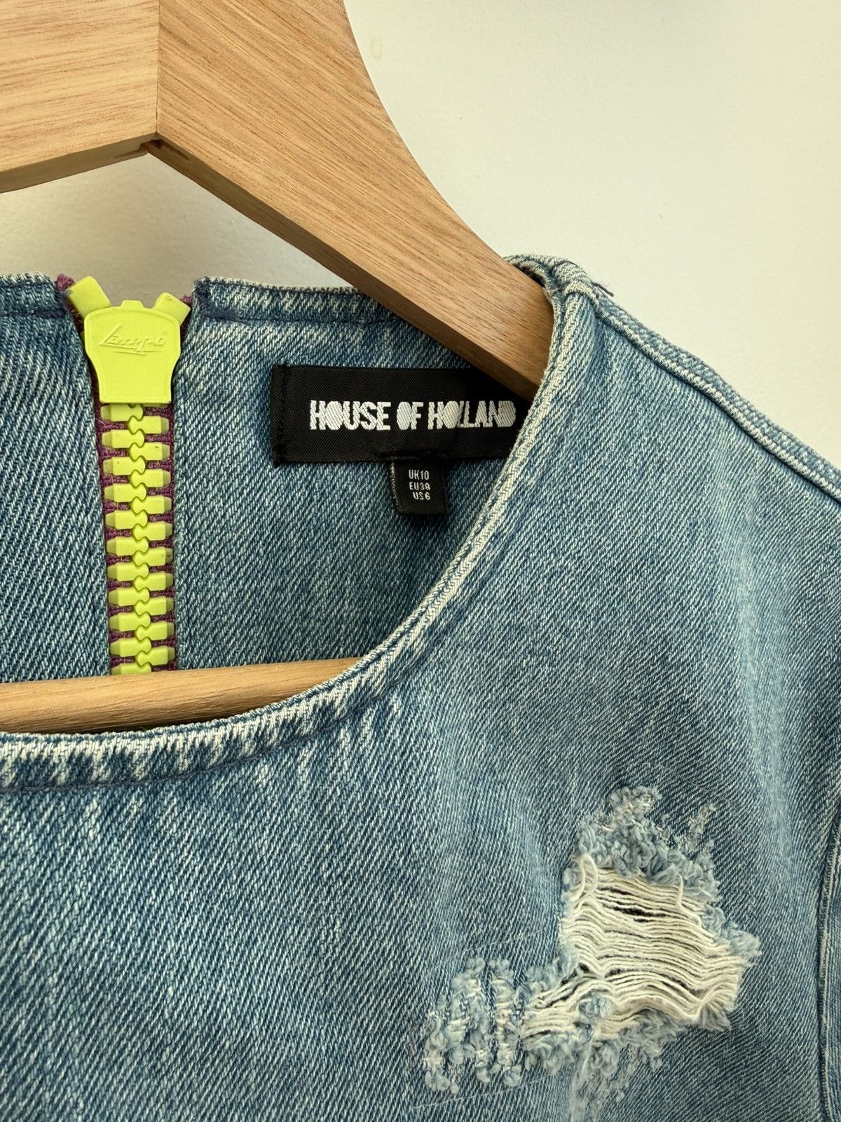 House Of Holland House of Holland – Distressed Denim Mini Dress Size M / US 6-8 / IT 42-44 - 2 Thumbnail