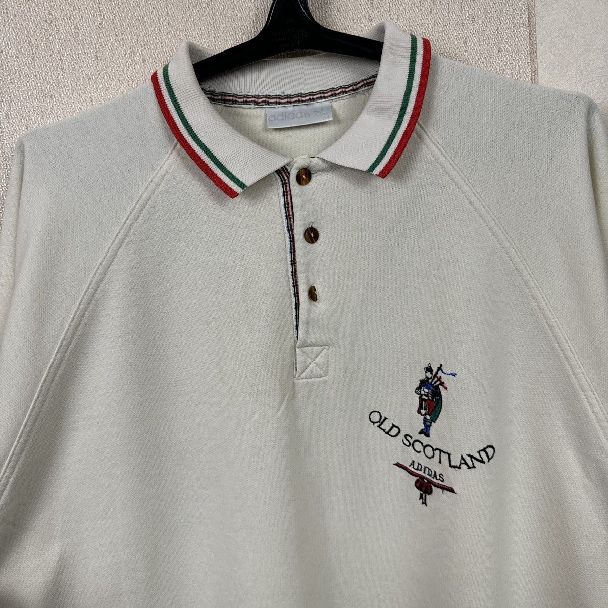 Adidas Vintage Adidas Old Scotland Sweartshirt Sz L Beige Mens Size US L / EU 52-54 / 3 - 20 Thumbnail