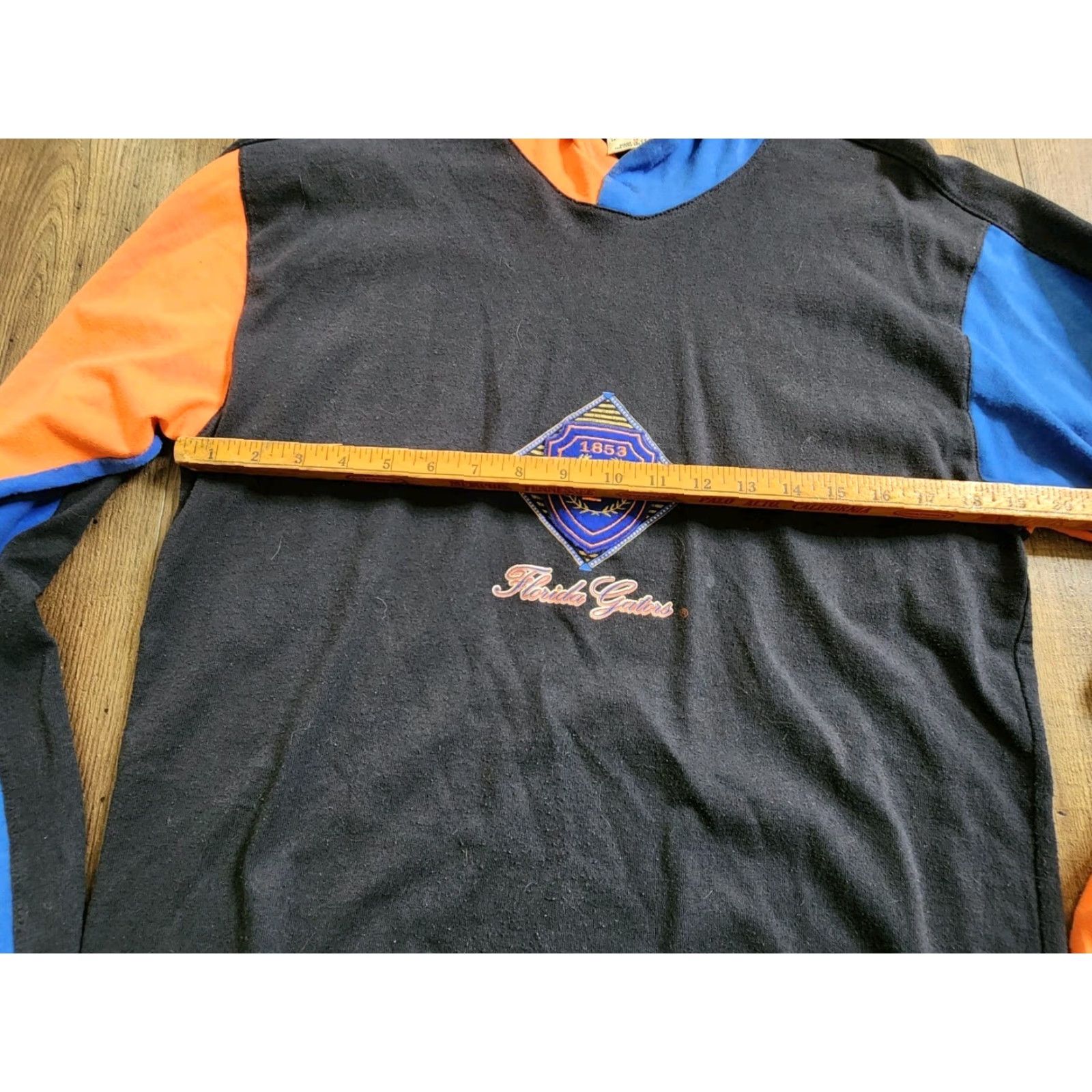 Nutmeg VINTAGE Nutmeg Gators Patch Hoodie T Shirt Mens M Black 90s College Distressed Size US M / EU 48-50 / 2 - 2 Thumbnail