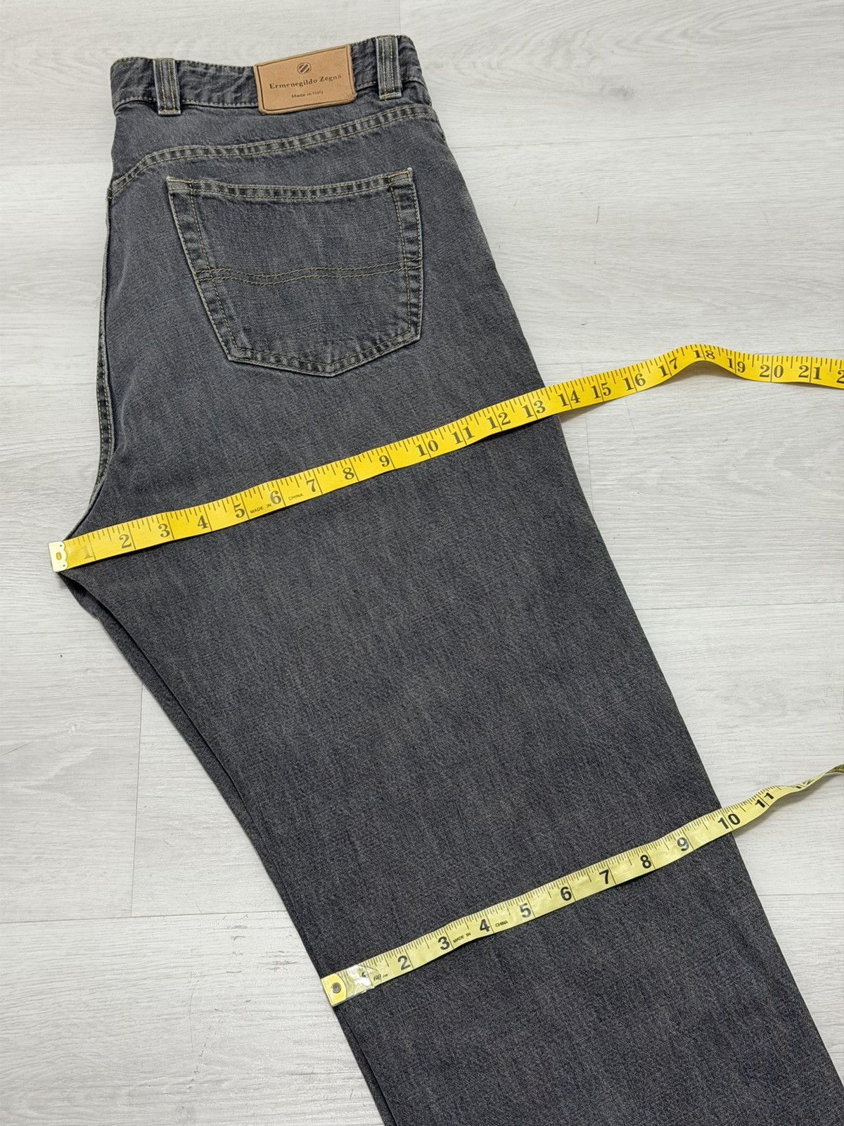 Ermenegildo Zegna Ermenegildo Zegna Straight Leg Jeans Size 36 Made in Italy Size US 36 / EU 52 - 13 Thumbnail