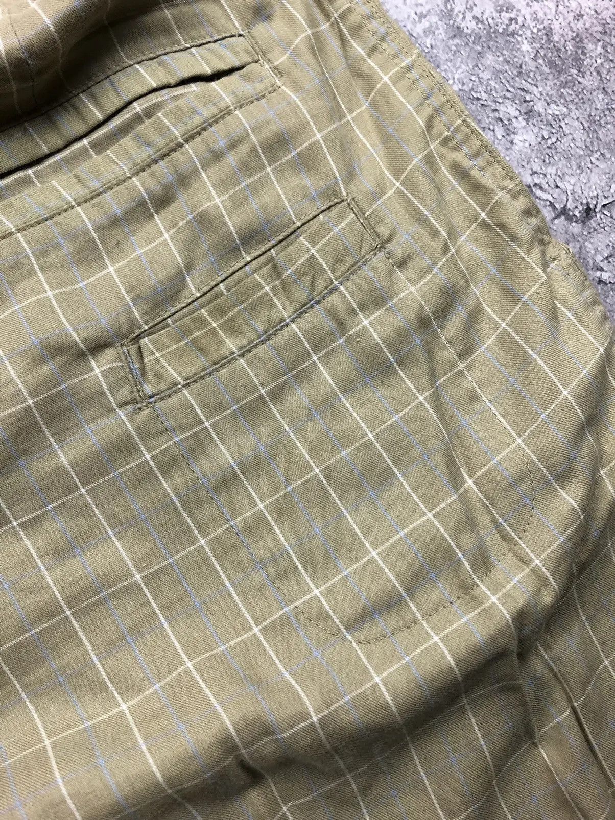 Nike NIKE Vintage 2000s Checkered Streetwear Swimming Shorts Size US 34 / EU 50 - 13 Thumbnail