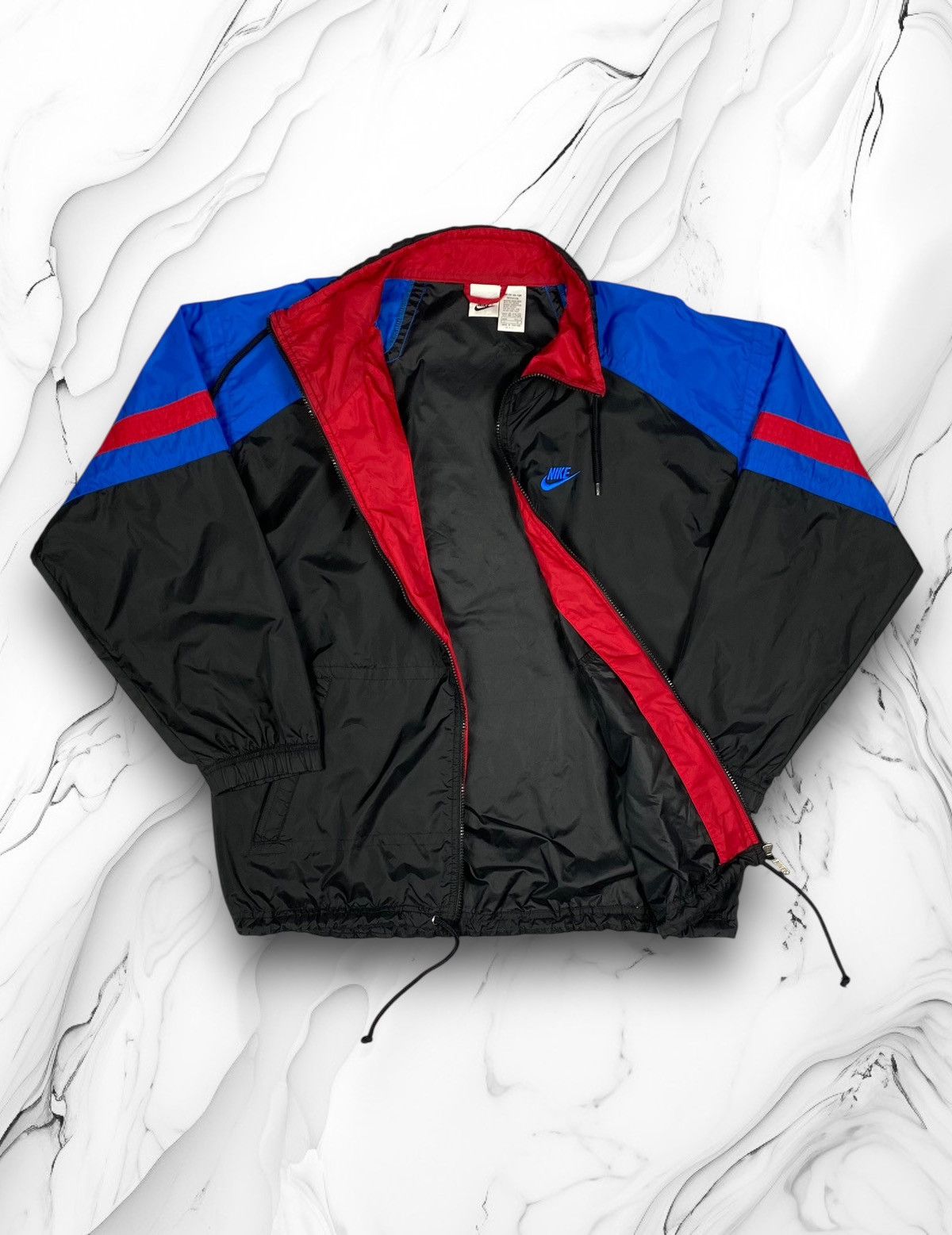 Nike Vintage 90s Nike Windrunner Activewear Light Track Jacket Size US L / EU 52-54 / 3 - 1 Thumbnail