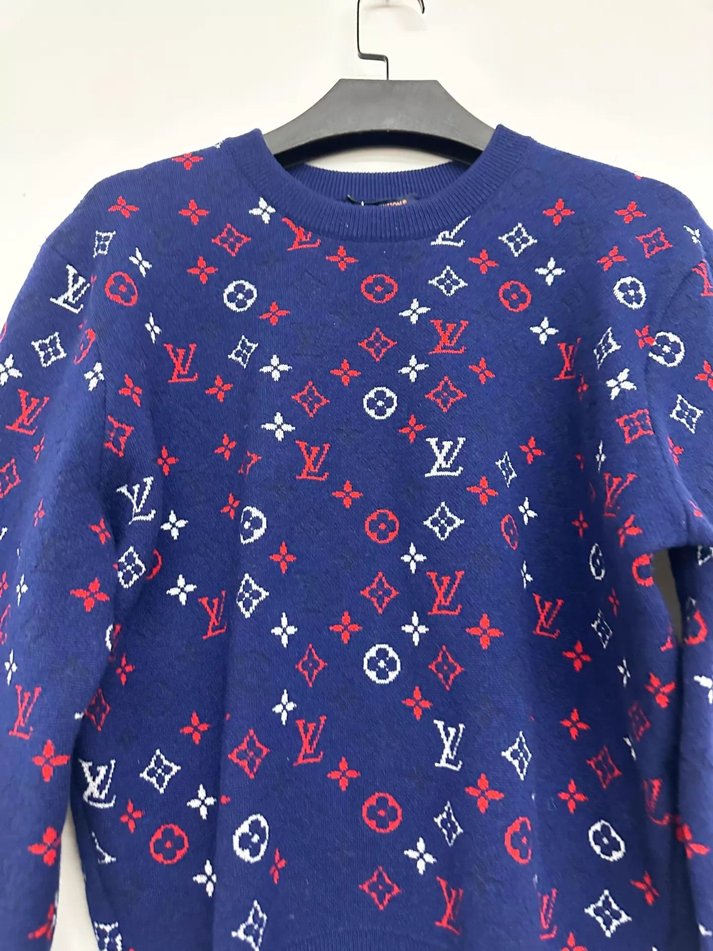 Louis Vuitton LV Allover Print Sweater Size S Size US S / EU 44-46 / 1 - 5 Thumbnail