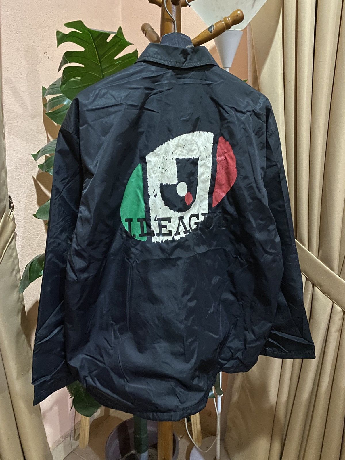 Vintage Vintage J.League Official Coach Jacket – Rare 90s Japanese Size US L / EU 52-54 / 3 - 5 Thumbnail