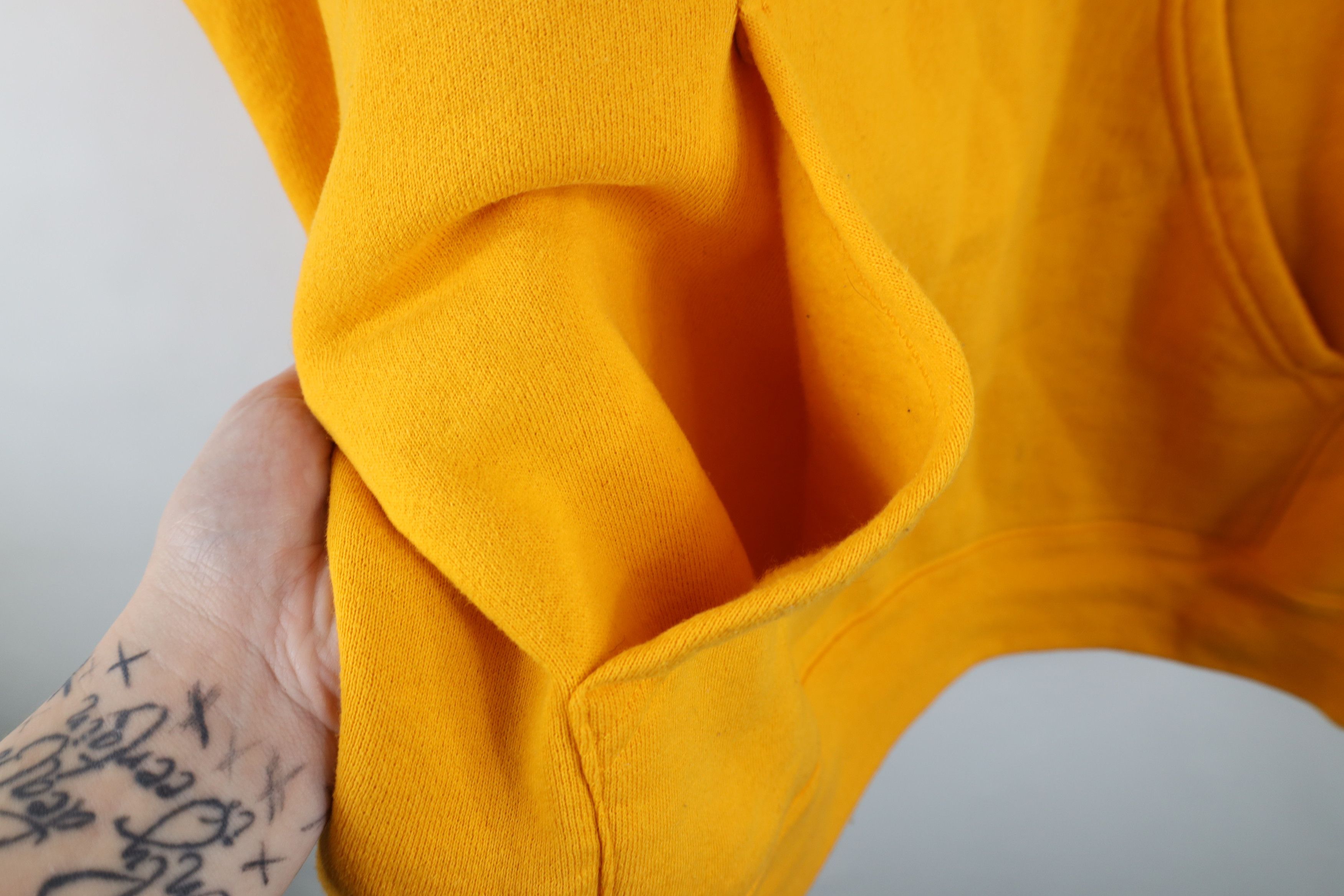 Vintage Vintage 90s Streetwear Faded Blank Hoodie Sweatshirt Yellow Size US XXL / EU 58 / 5 - 6 Thumbnail